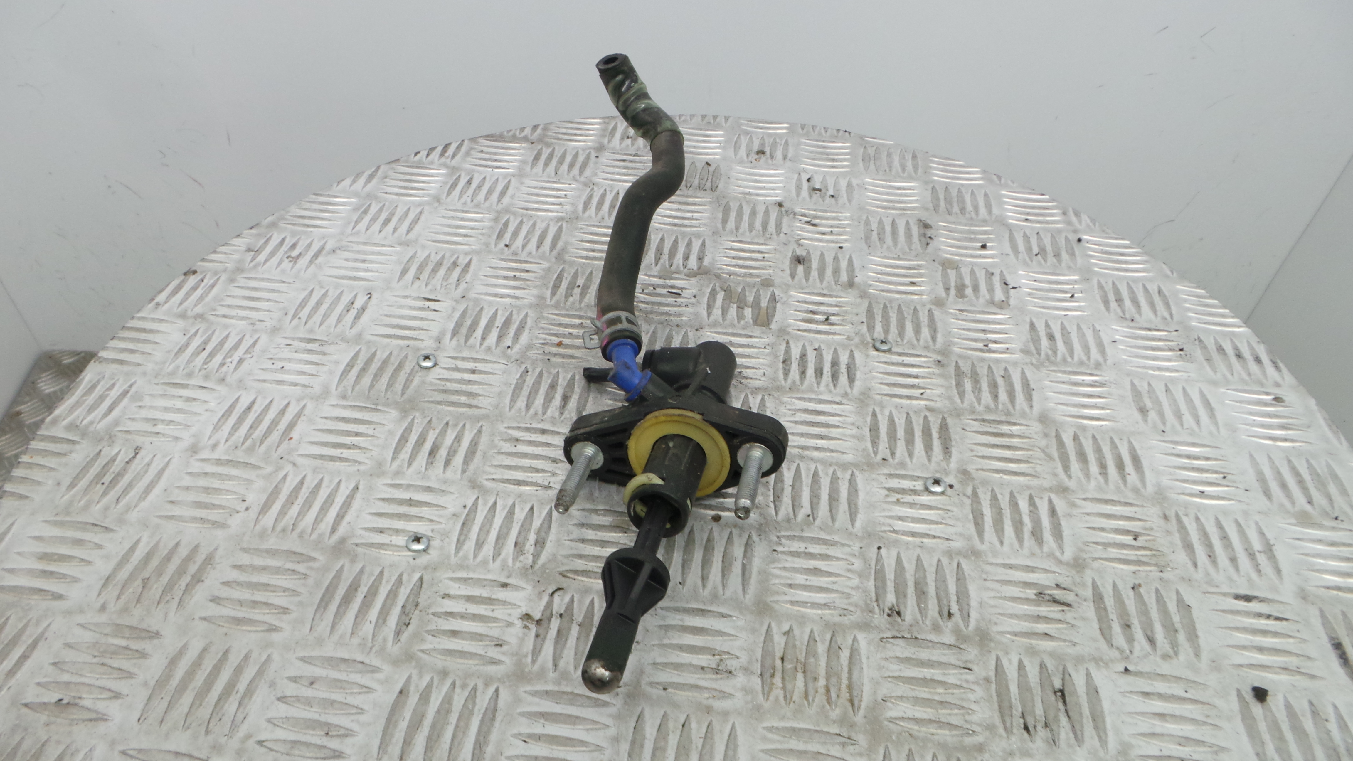 Cilindro Receptor De Embraiagem 31420-0D121 - TOYOTA YARIS (_P9_), YARIS/VITZ (_P9_)-33201455