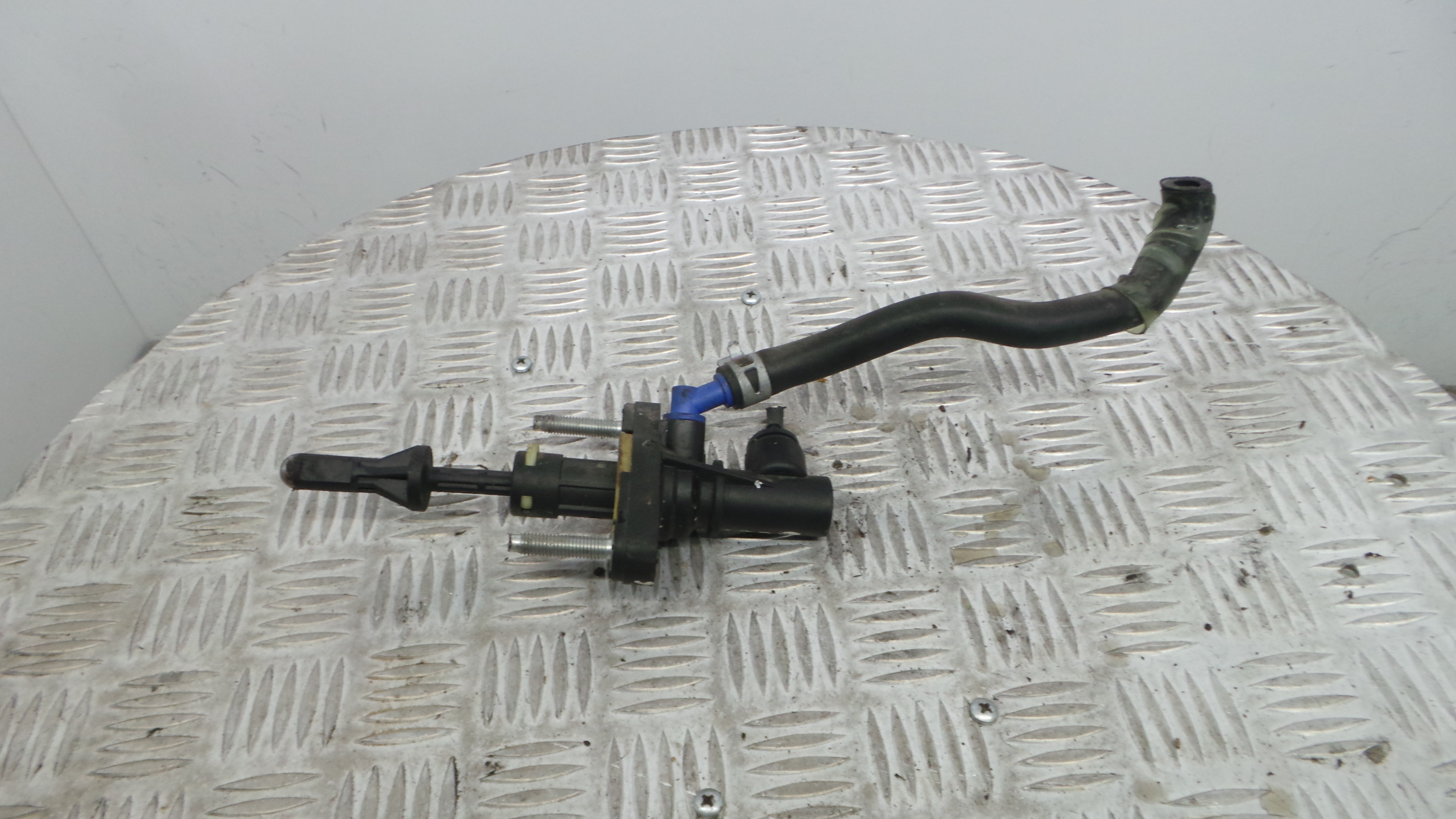 Cilindro Receptor De Embraiagem 31420-0D121 - TOYOTA YARIS (_P9_), YARIS/VITZ (_P9_)-33201455