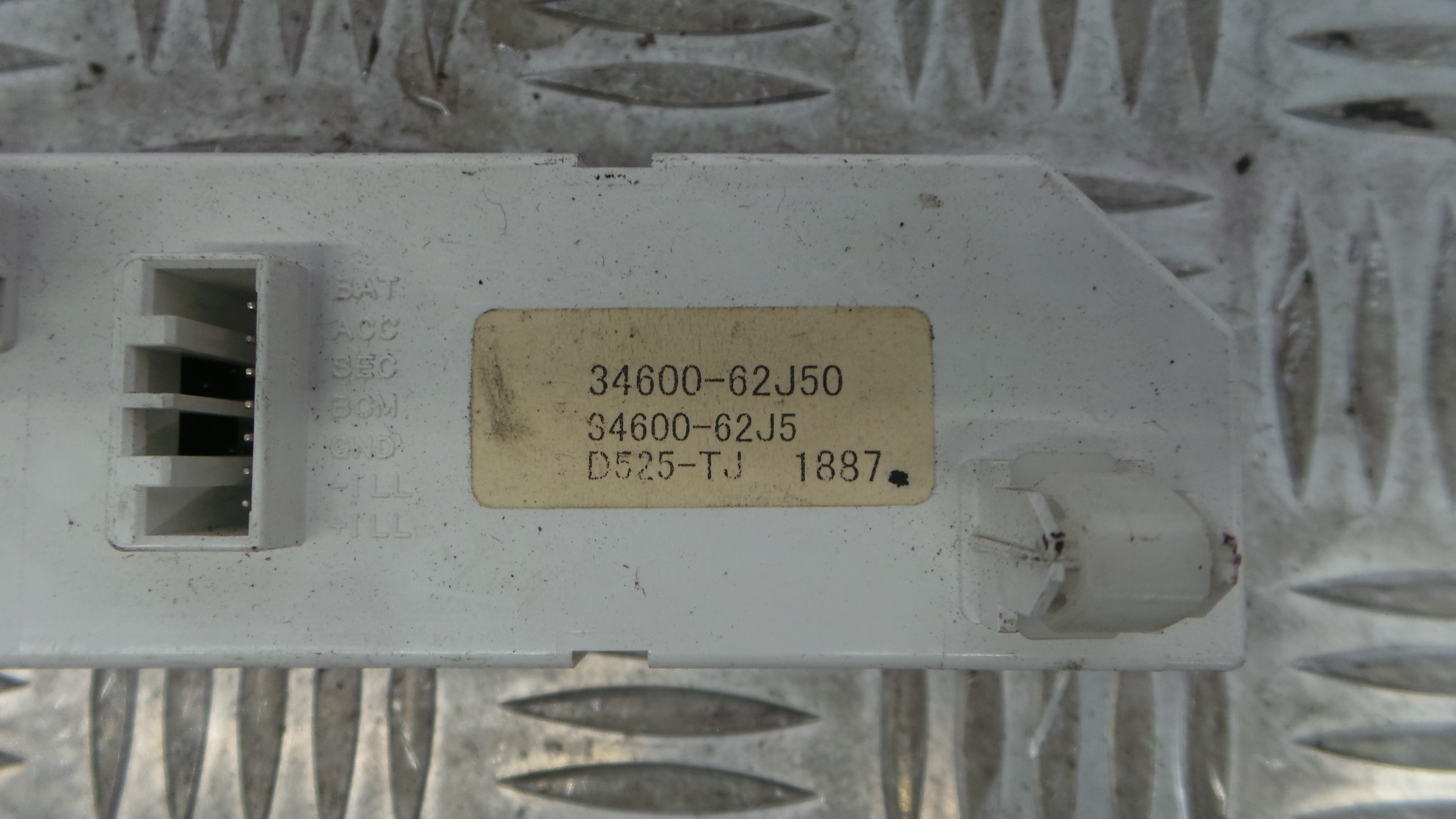 Display do Ar Condicionado / Rádio / GPS / DVD 34600-62J50 - SUZUKI SWIFT III (MZ, EZ)-33201480