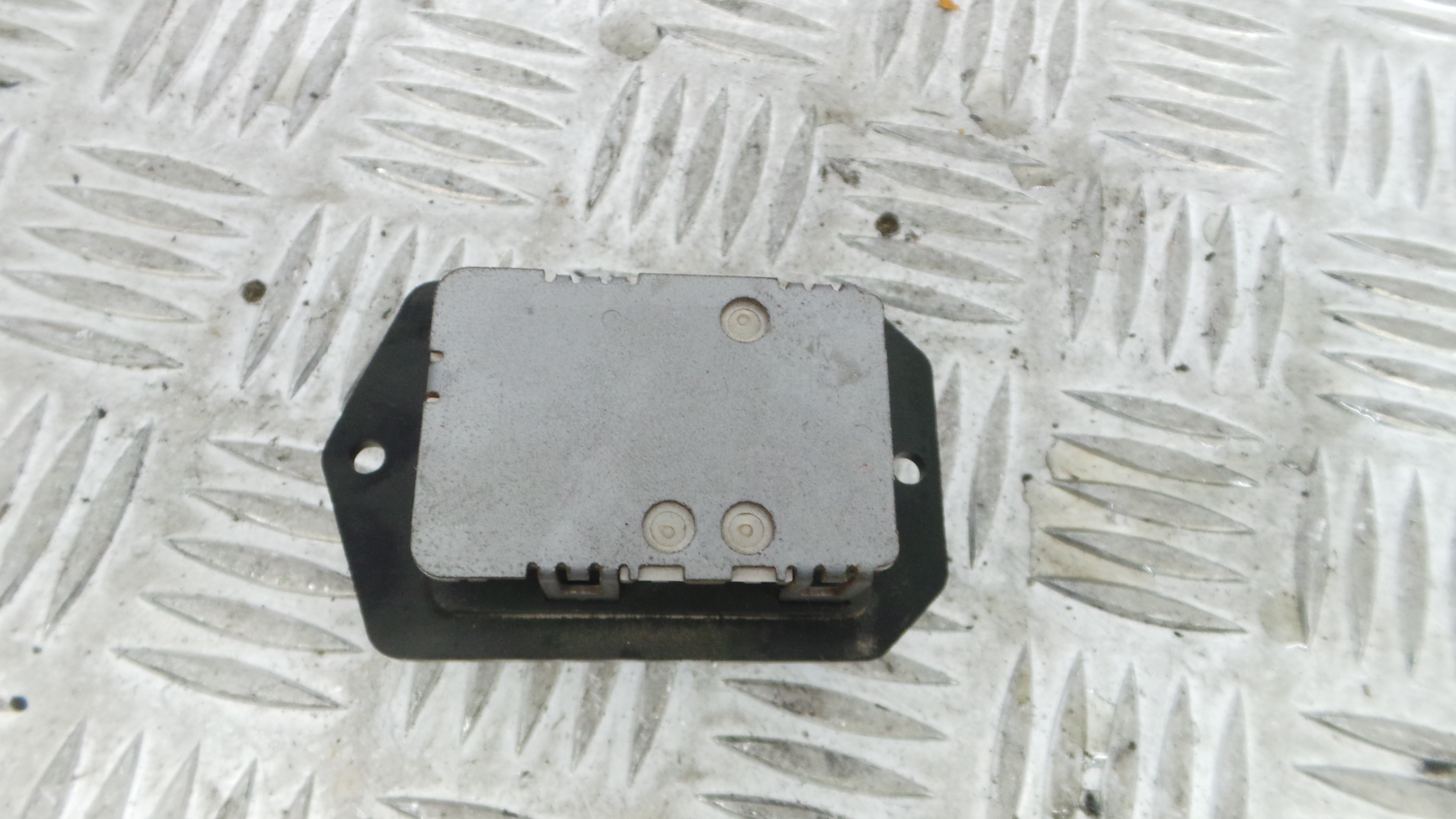 Resistência Ventilador Do Habitáculo 10J517 - TOYOTA YARIS (_P9_), YARIS/VITZ (_P9_)-33201521