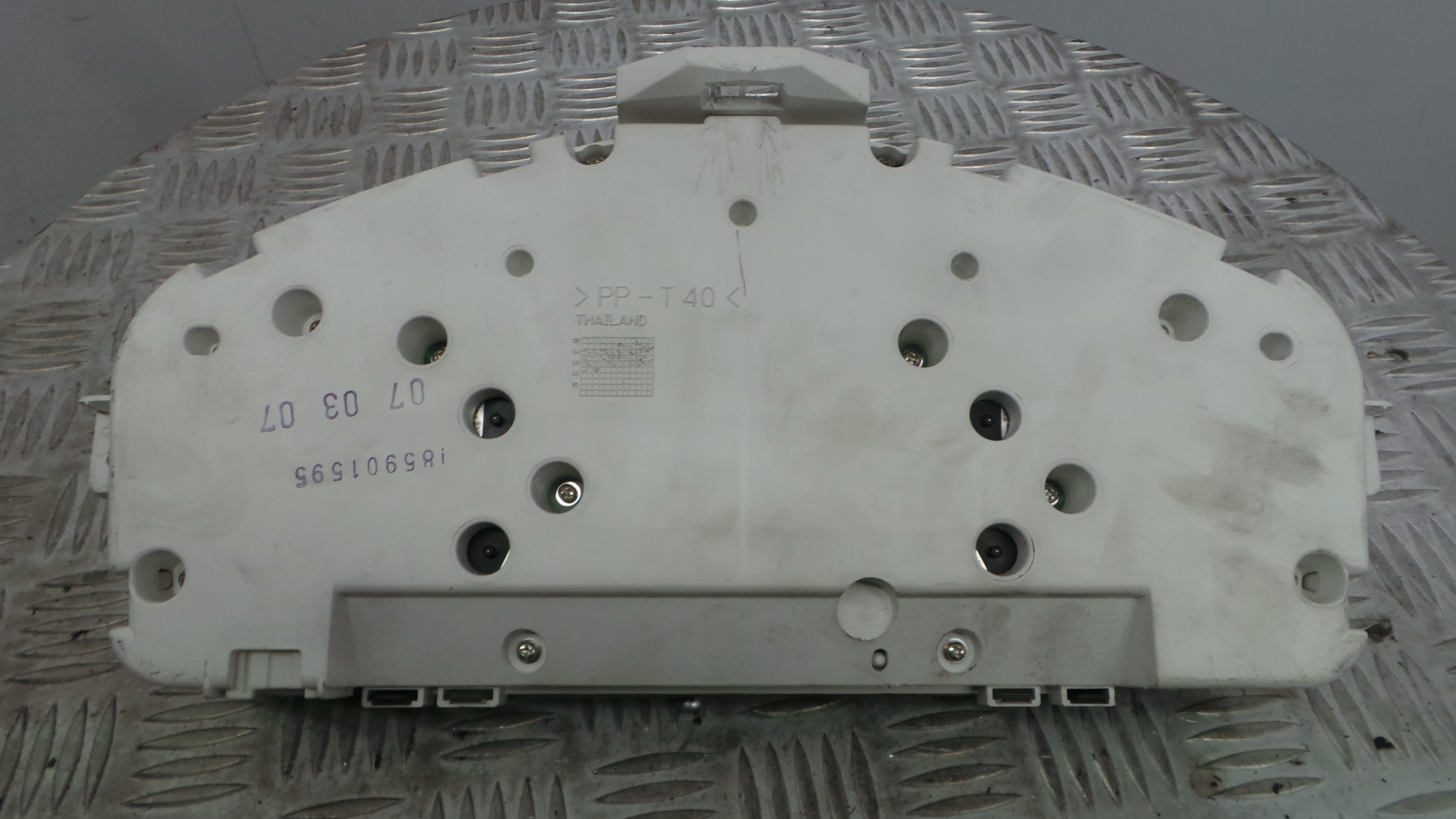 Quadrante 69594-880T - VOLVO C30 (533)-33201562