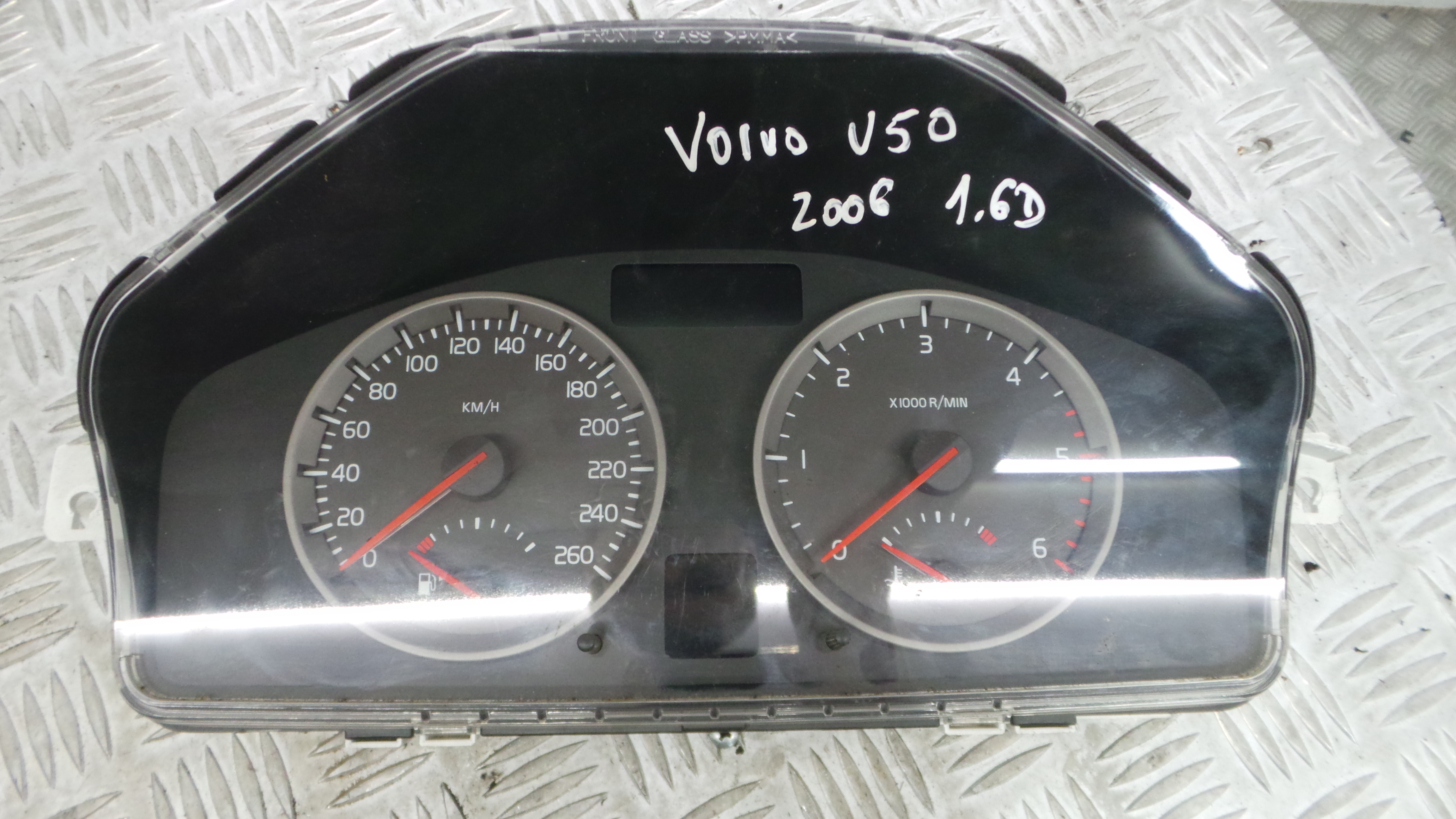 Quadrante 69294-980T - VOLVO V50 (545)-33201568