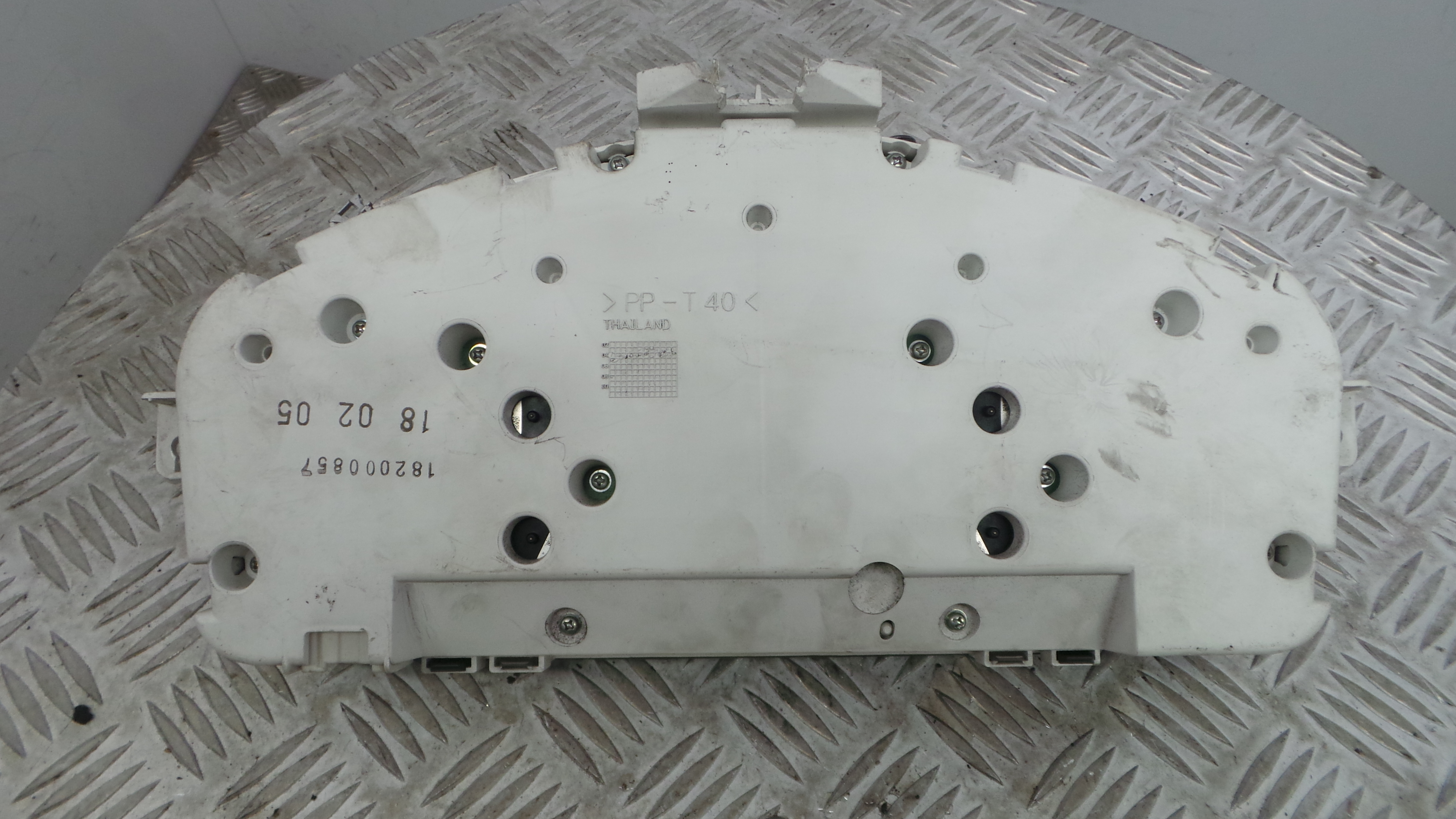 Quadrante 69294-980T - VOLVO V50 (545)-33201568