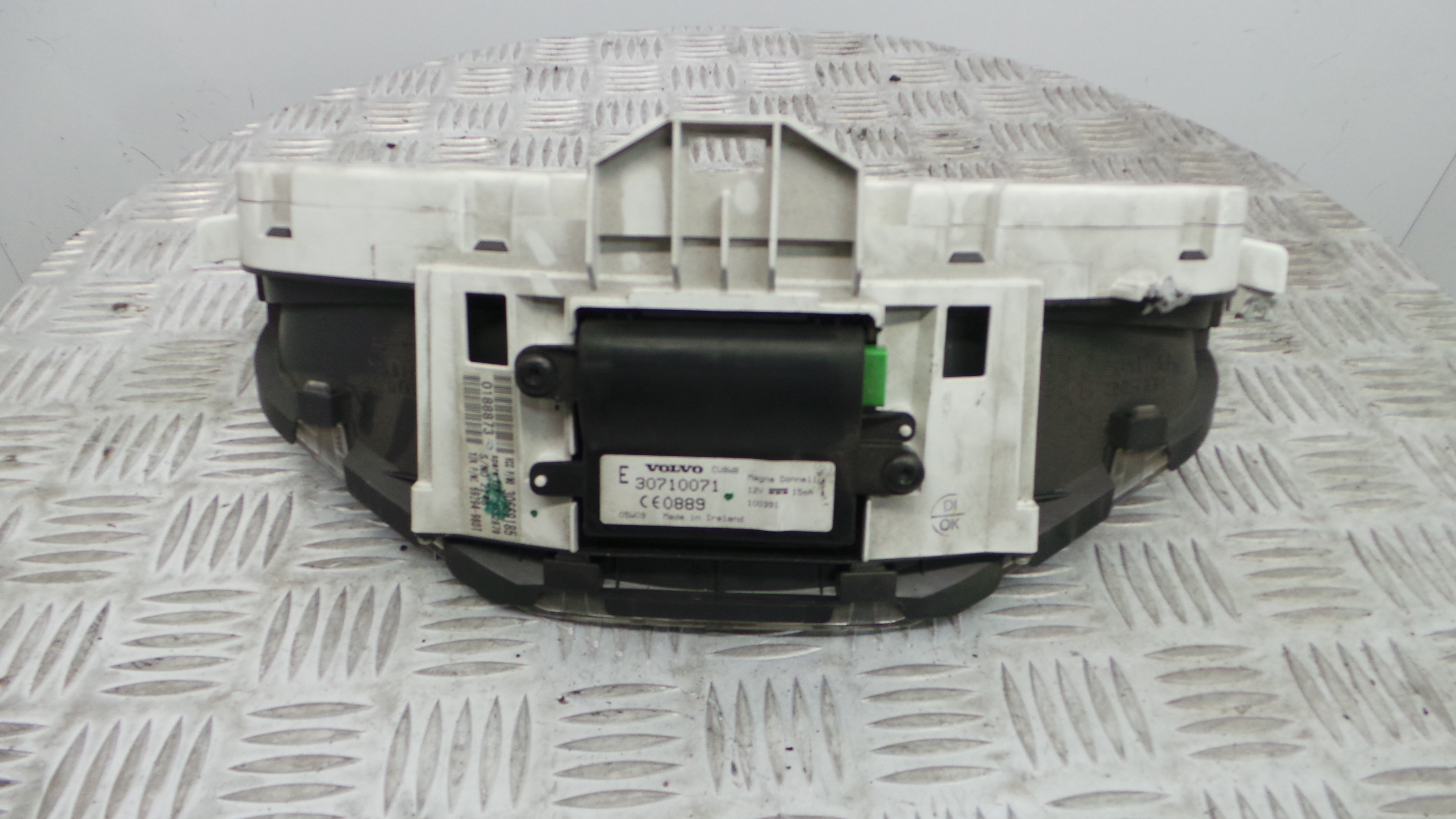 Quadrante 69294-980T - VOLVO V50 (545)-33201587