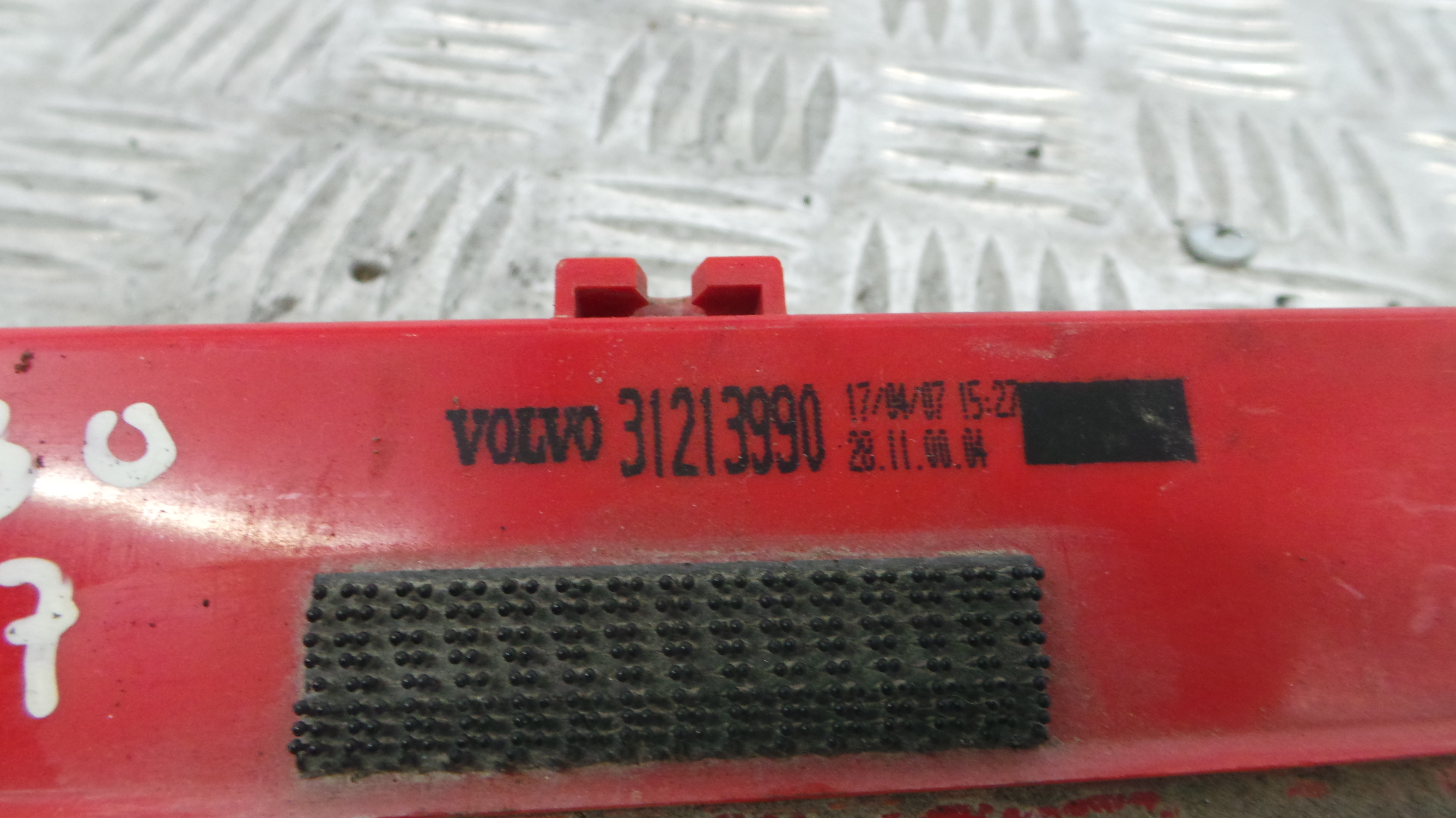 Farolim Stop Central / Luz de Stop Adicional 31213990 - VOLVO C30 (533)-33201779