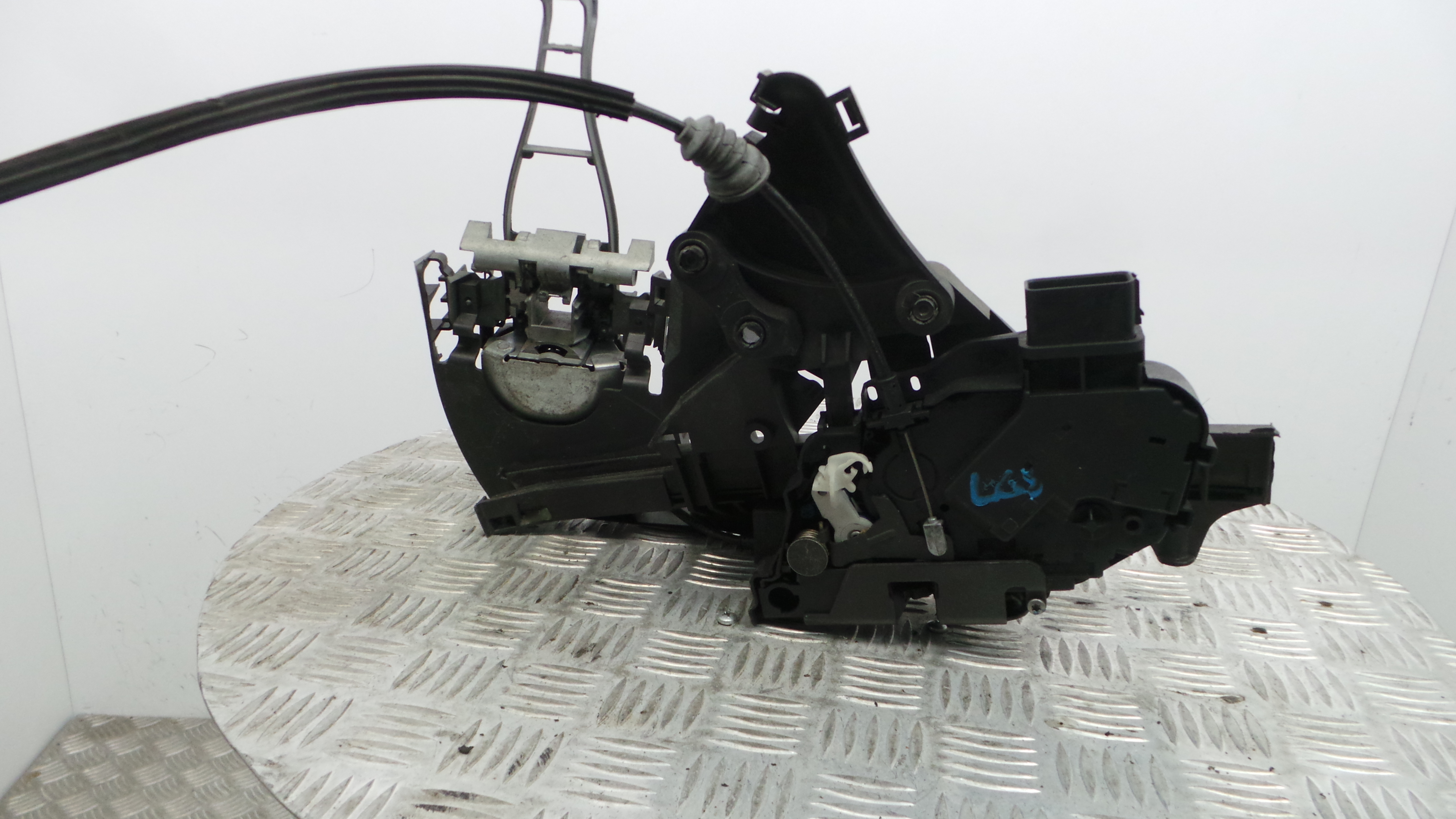 Fecho da Porta Frente Esq 240035500 - VOLVO V50 (545)-33201841