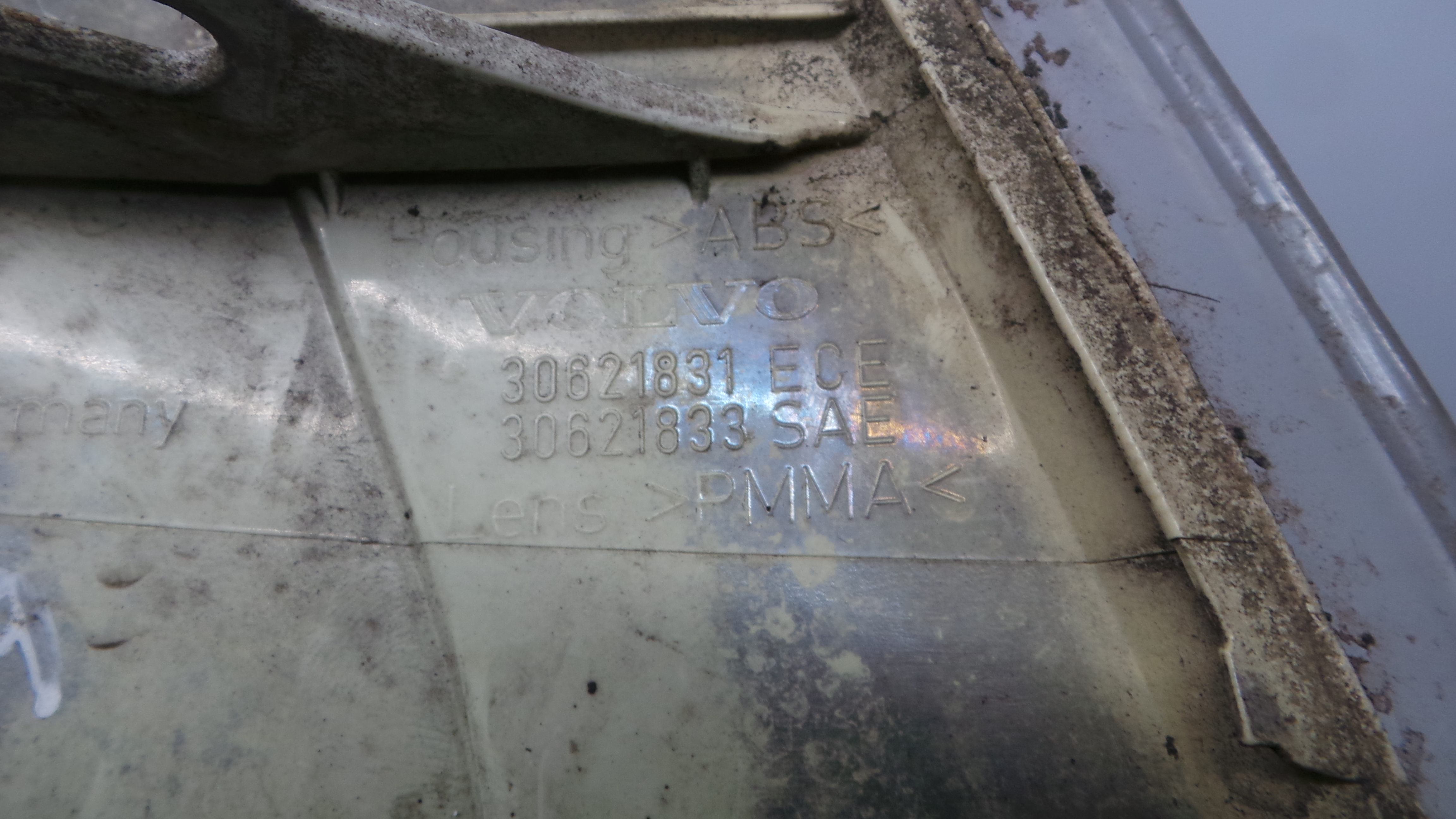 Farolim de Pisca Frente Esq 621835 - VOLVO V40 Combi (645)-33201931