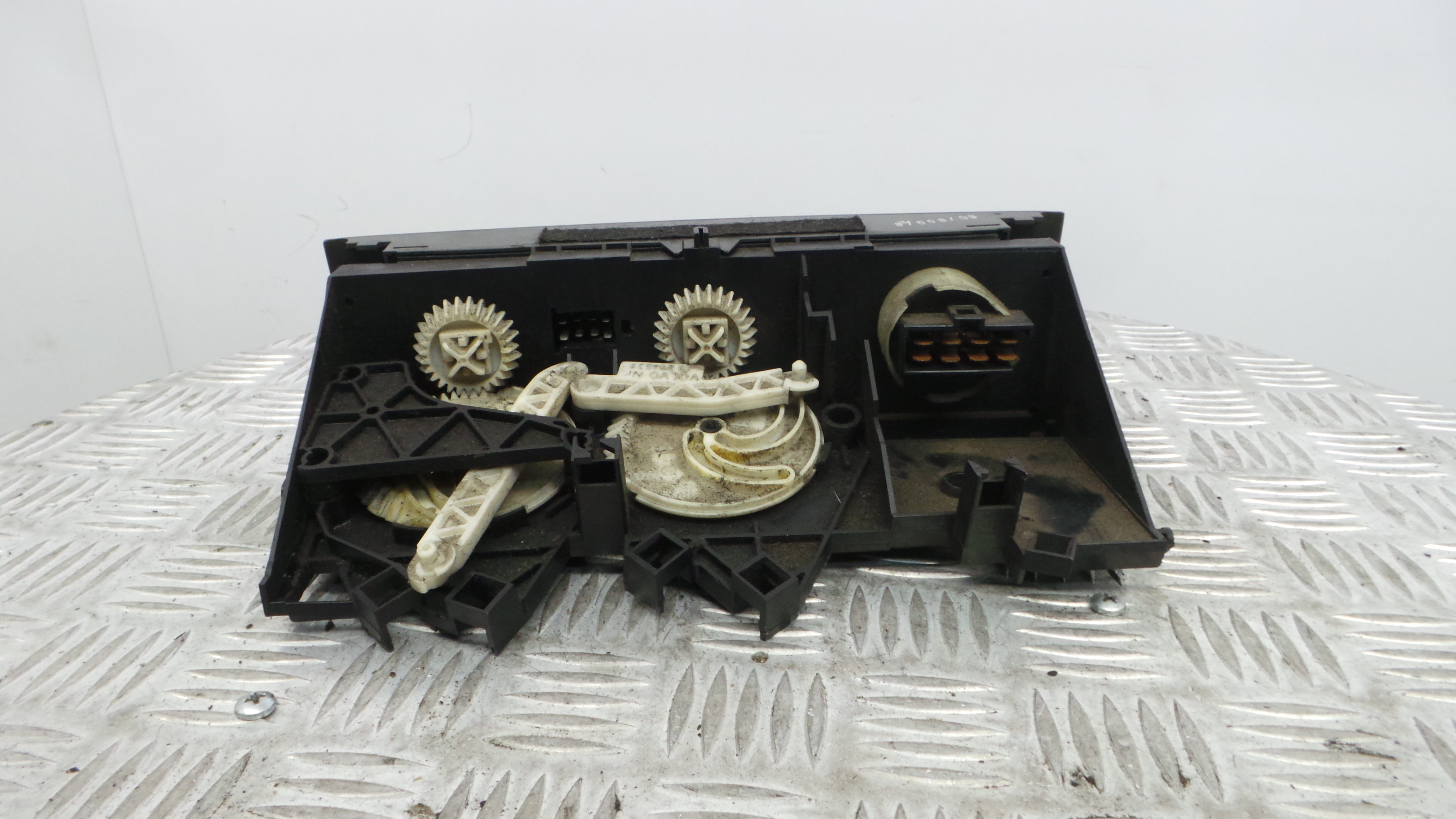 Comando da Sofagem / Climatronic 613447 - VOLVO V40 Combi (645)-33201946