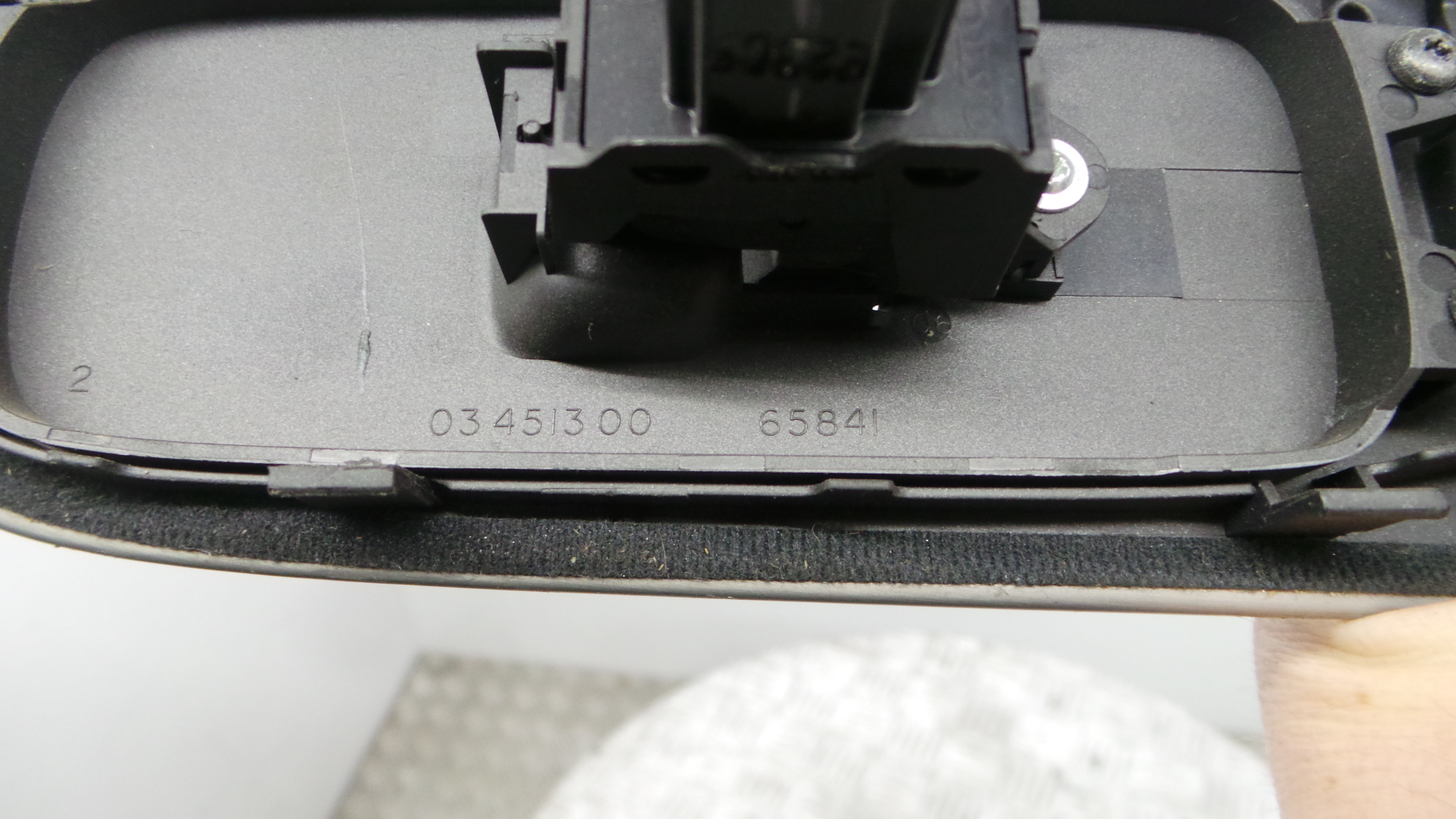 Interruptor / Comando Elevador Vidro Frente Dto 8663815 - VOLVO V50 (545)-33202007