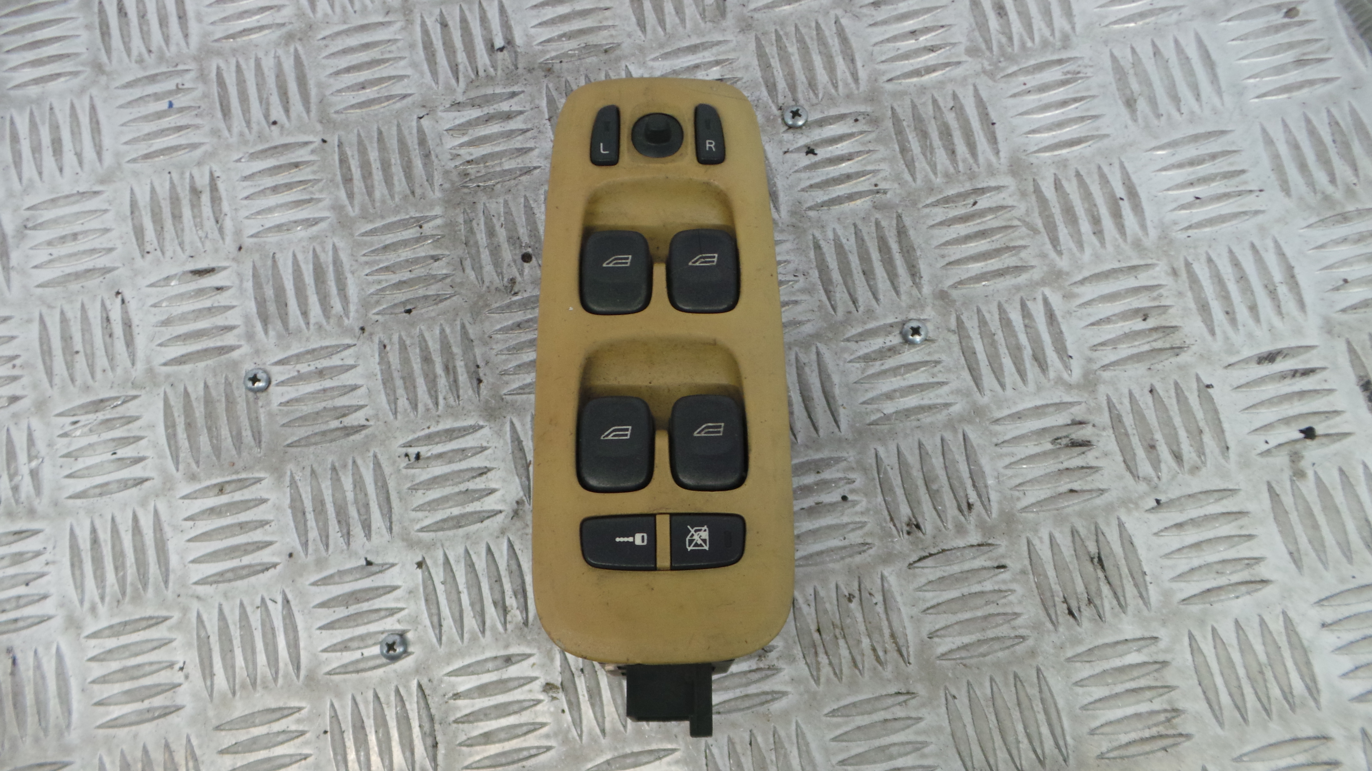 Interruptor / Comando Elevador Vidro Frente Esq  5586 - VOLVO S60 I (384)-33202052