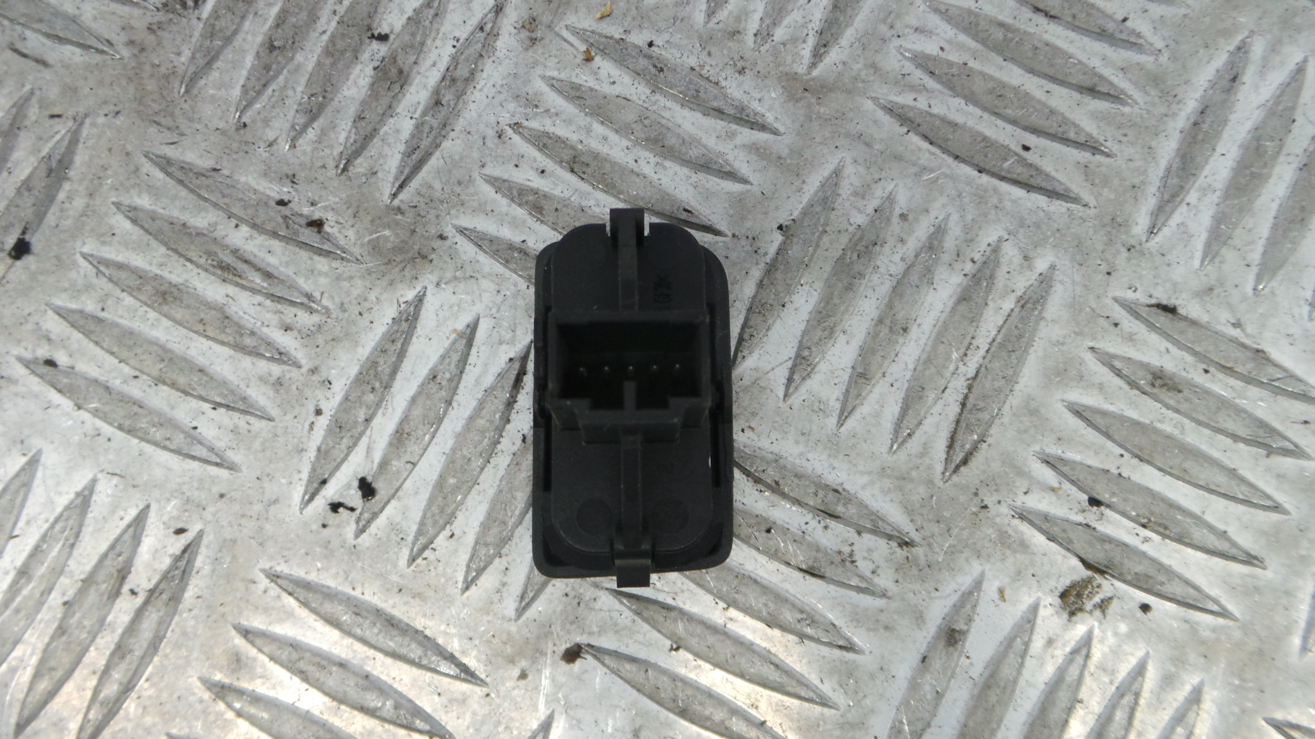 Botão de Bloqueio da Porta  0565832 - VOLVO V50 (545)-33202075