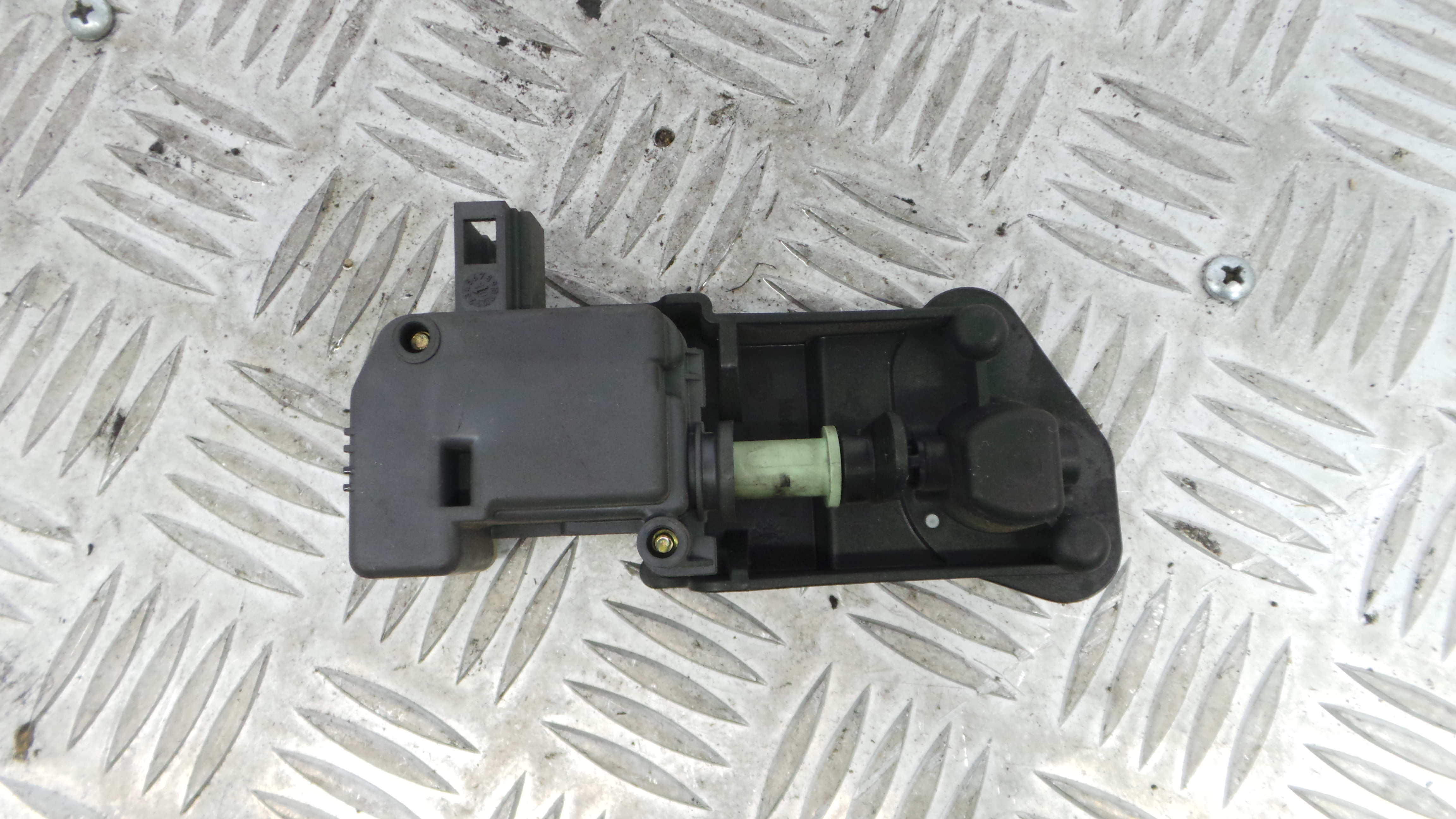 Pistola Deposito Combustivel 7546-62 - VOLVO V50 (545)-33202124