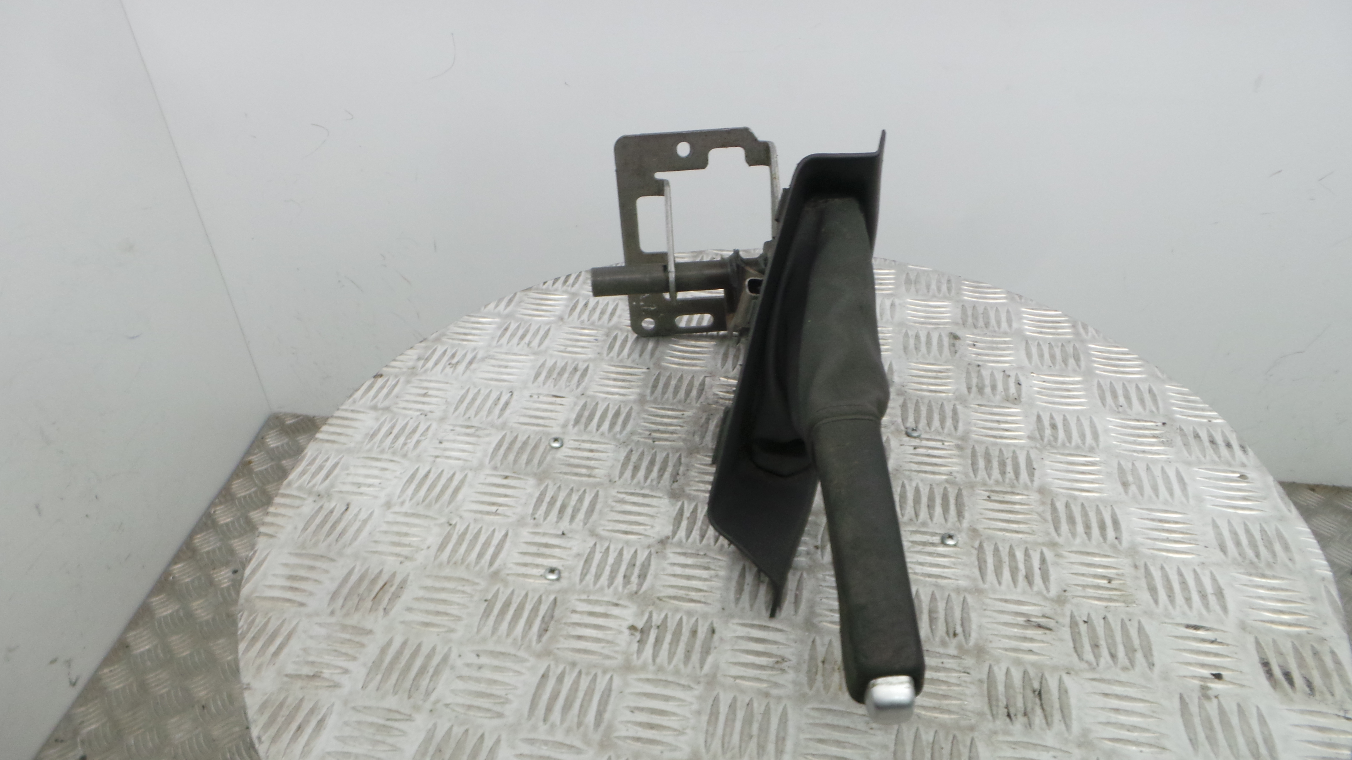 Travão de Mão 4N51-2780-CE - VOLVO C30 (533)-33202163