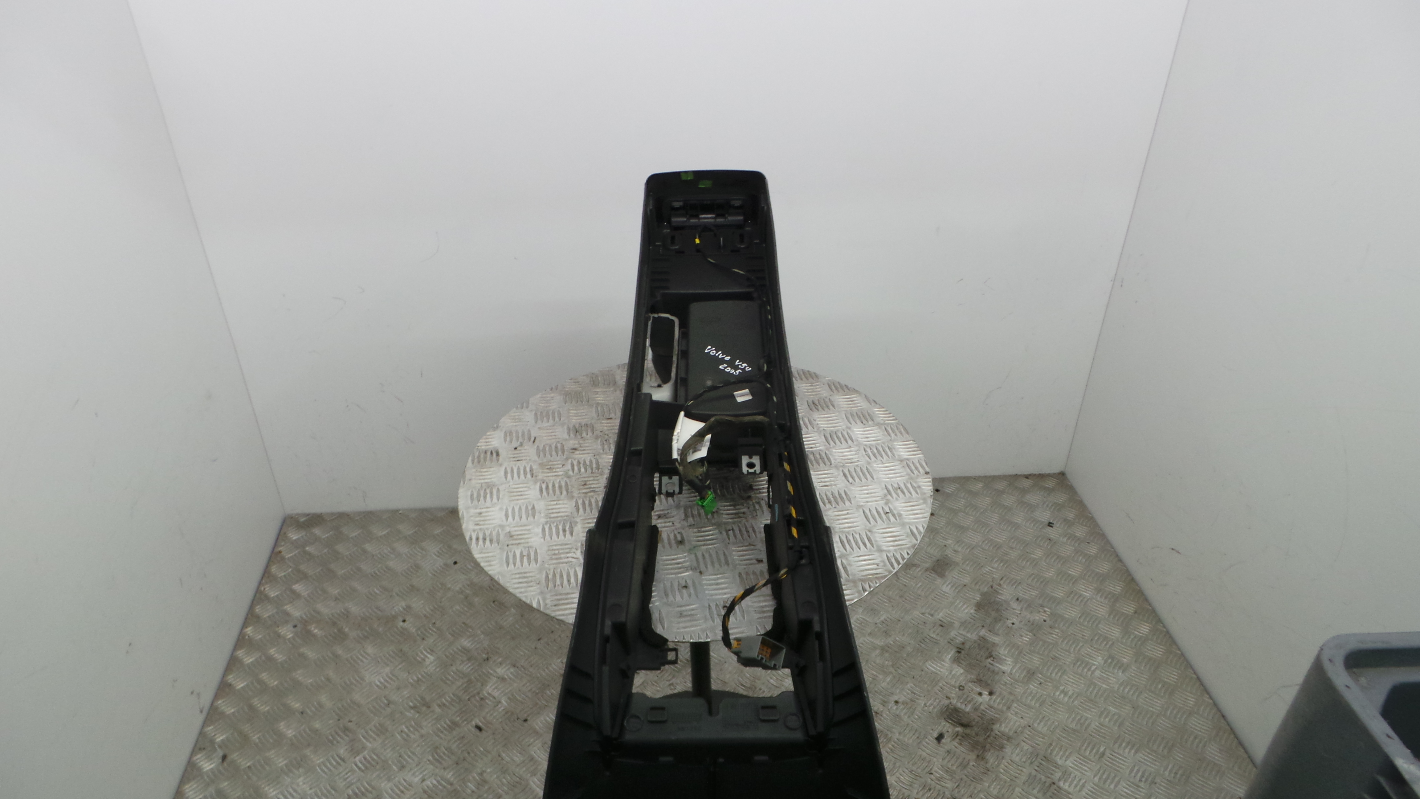 Apoio de Braço Central 8687408 - VOLVO V50 (545)-33202256