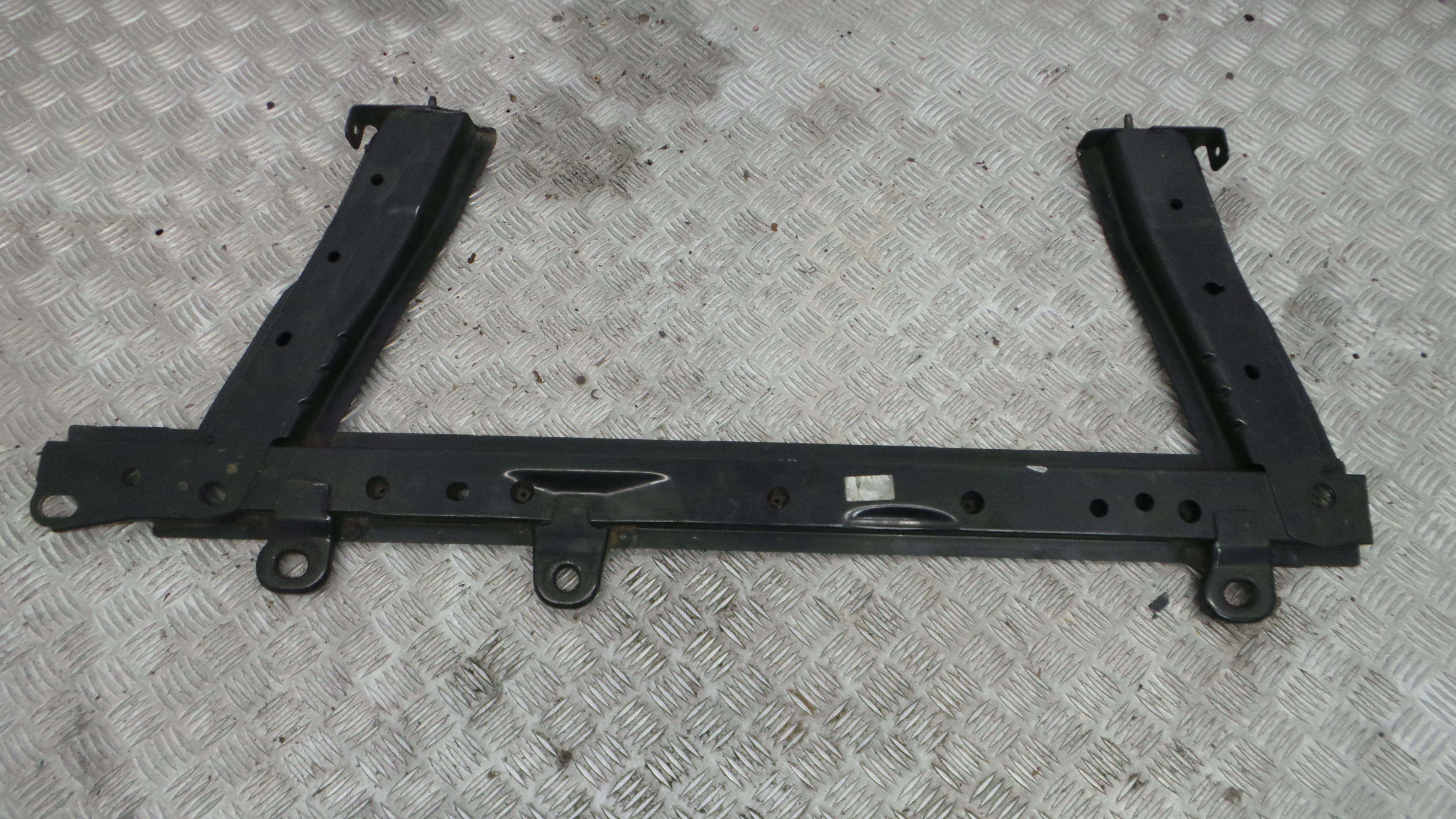 Suporte de Radiador 44H63359R - RENAULT CLIO IV (BH_)-33202538