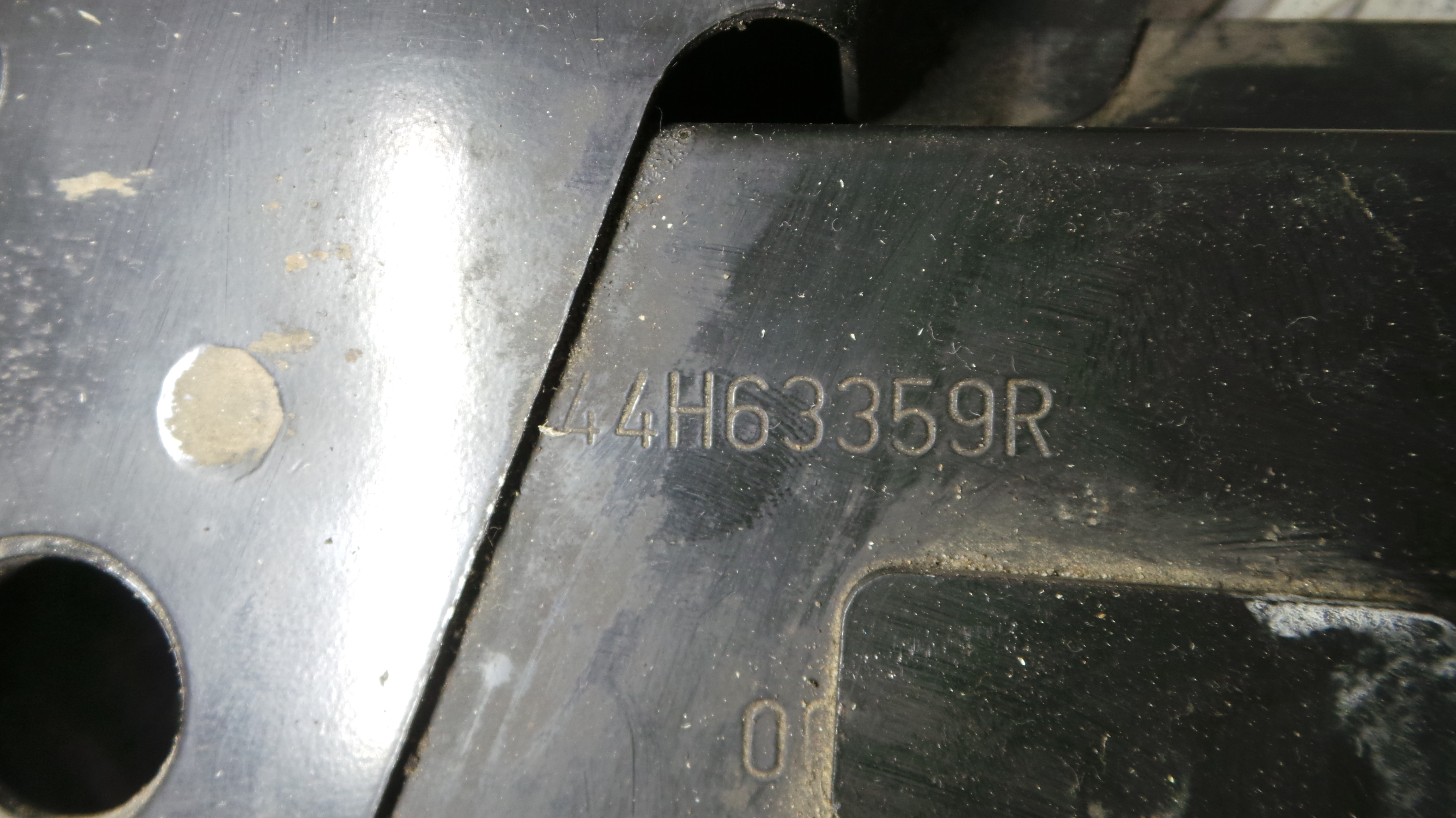 Suporte de Radiador 44H63359R - RENAULT CLIO IV (BH_)-33202538