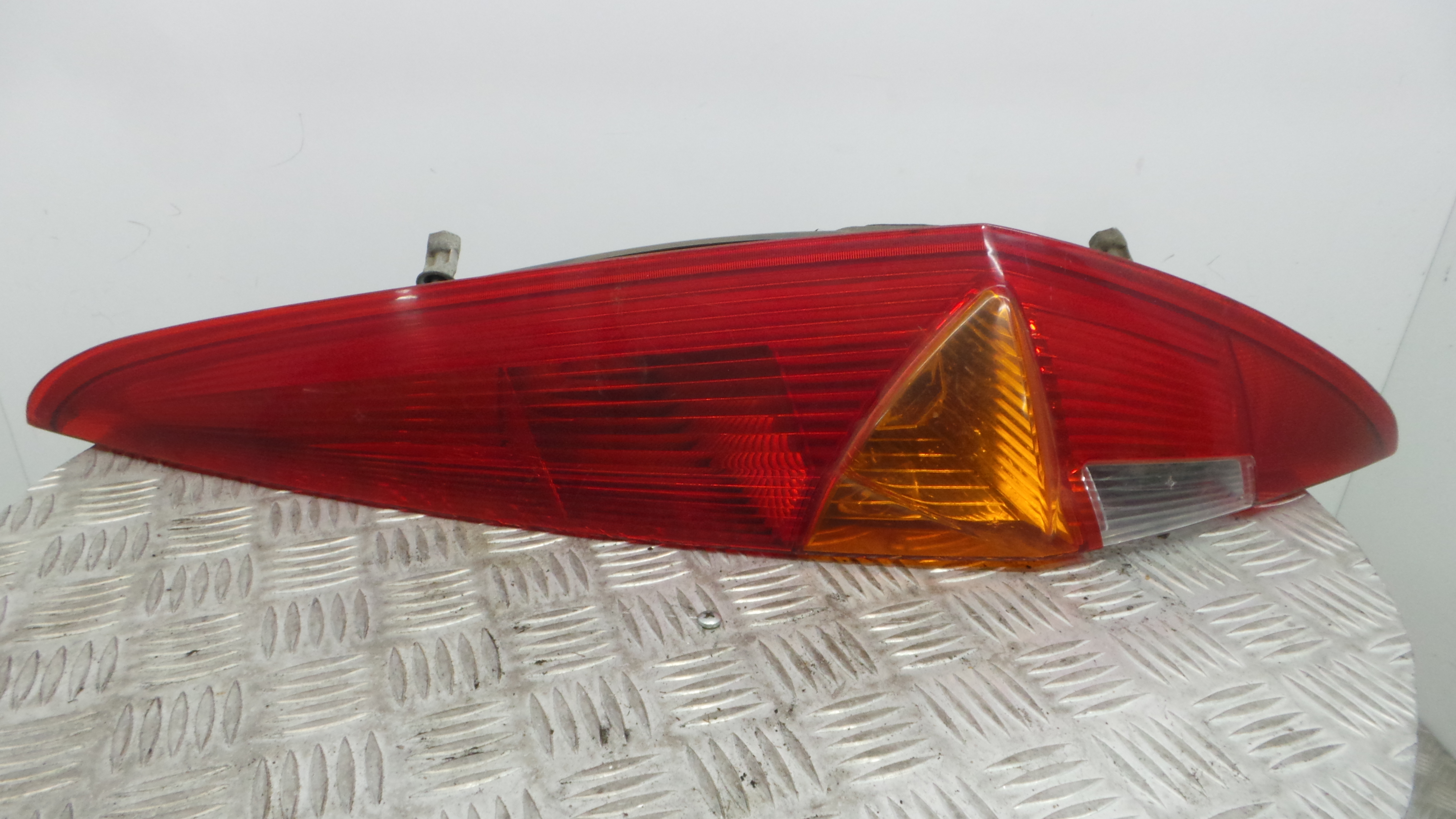 Farolim Stop Dto 46523769 - FIAT PUNTO (188_)-33202828