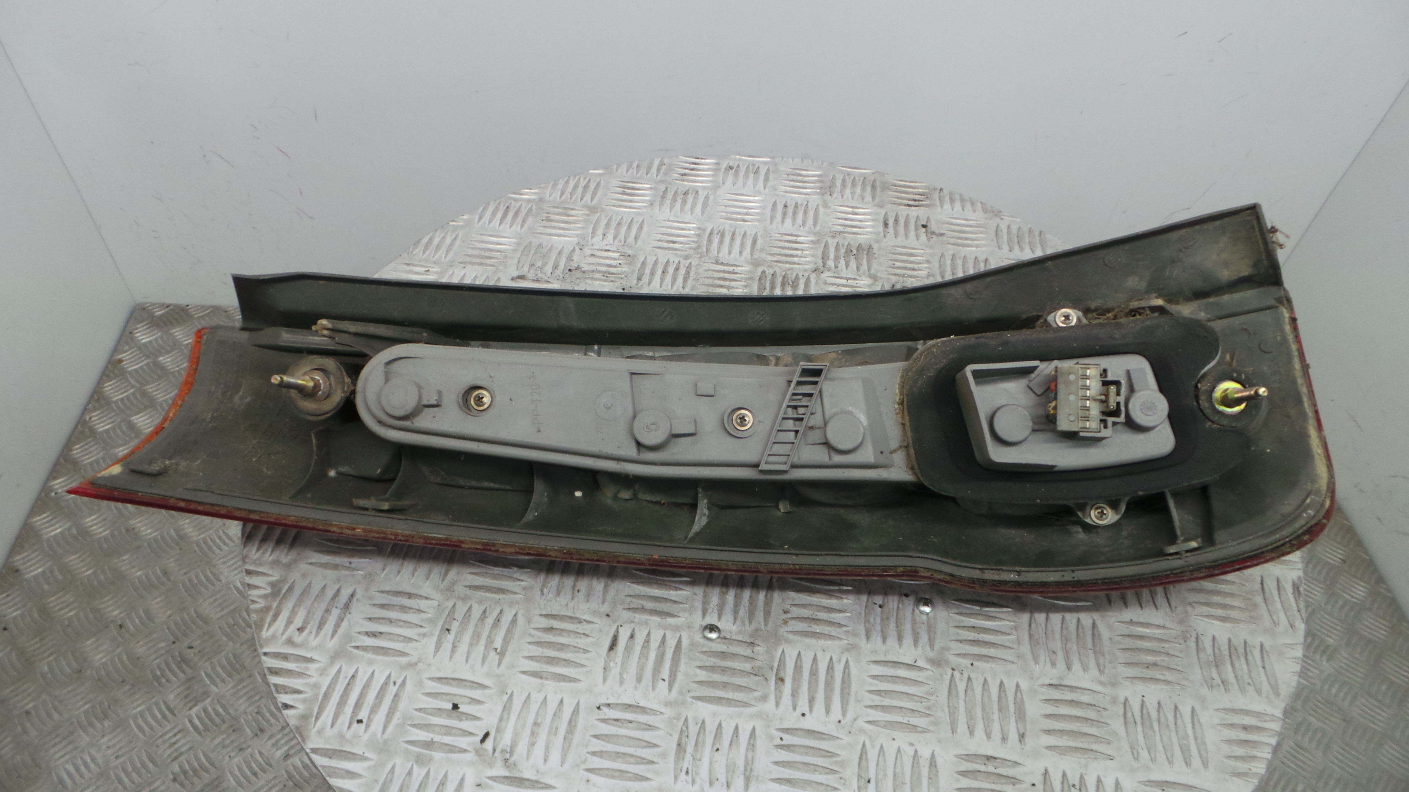 Farolim Stop Dto 7730722 - FIAT PUNTO (176_)-33202867