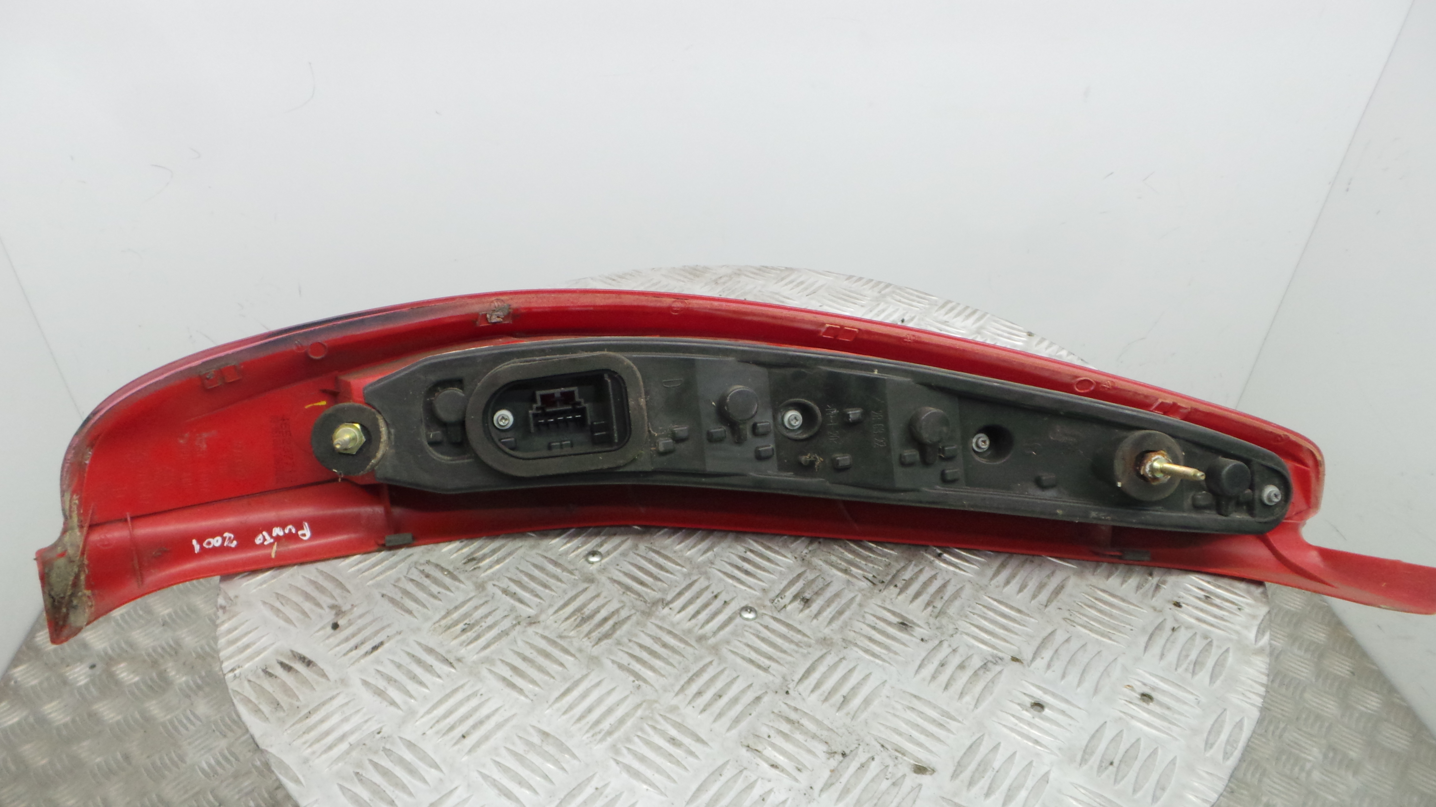 Farolim Stop Dto 465237710 - FIAT PUNTO (188_)-33202876