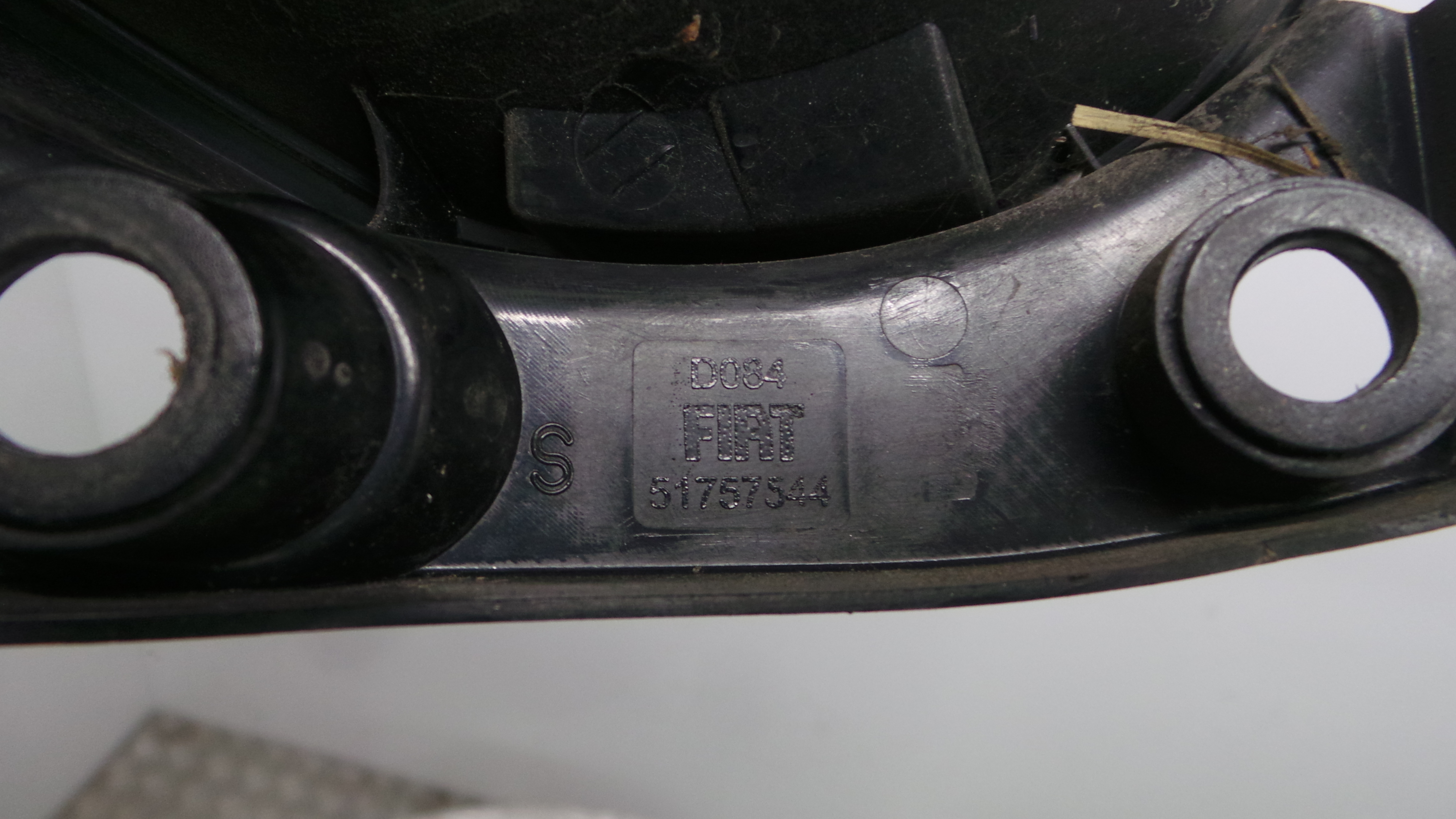 Farolim Stop Esq 51757544 - FIAT BRAVO II (198_)-33202944