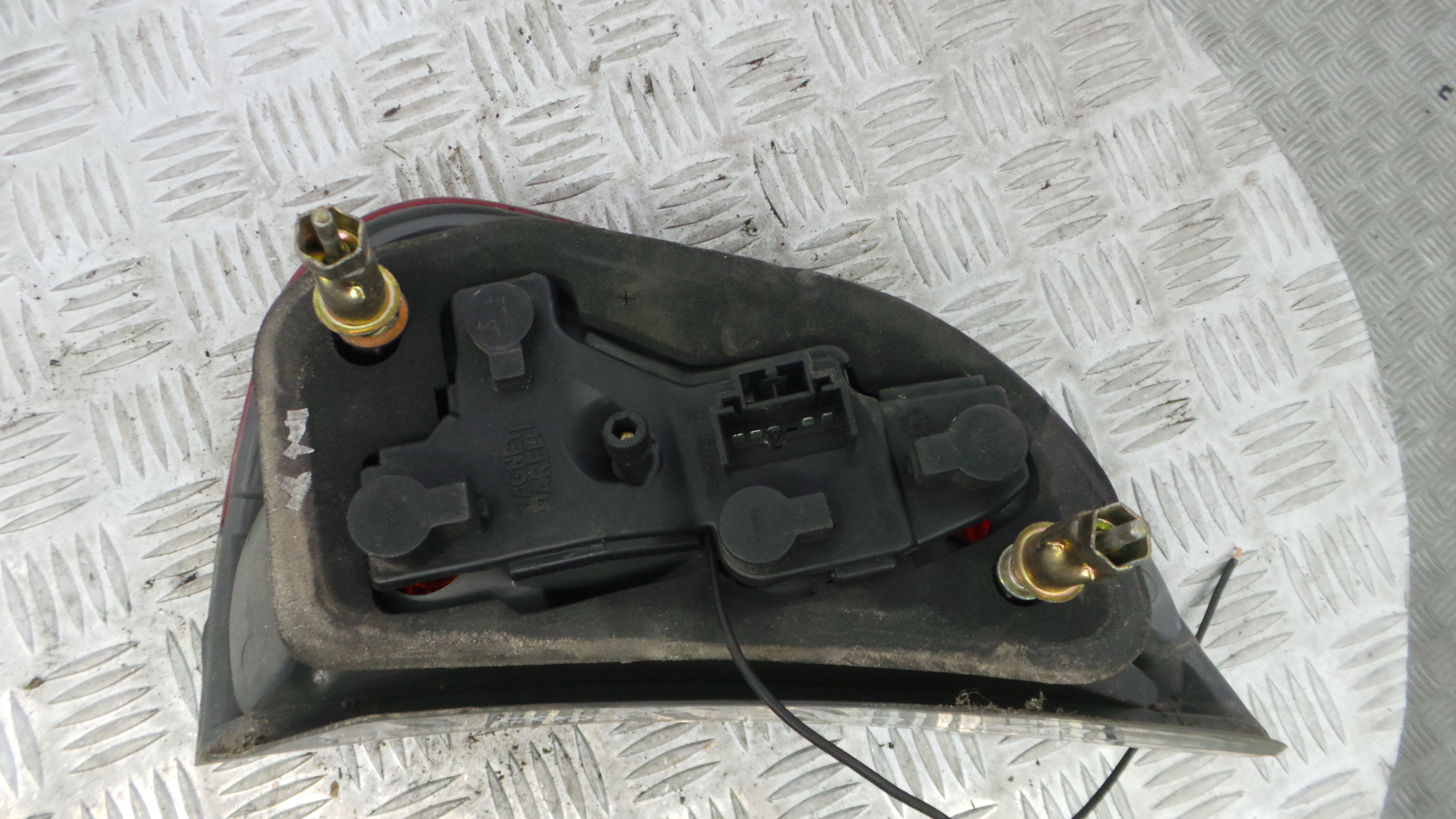 Farolim Stop Esq 38490748 - LANCIA LYBRA (839_)-33202985