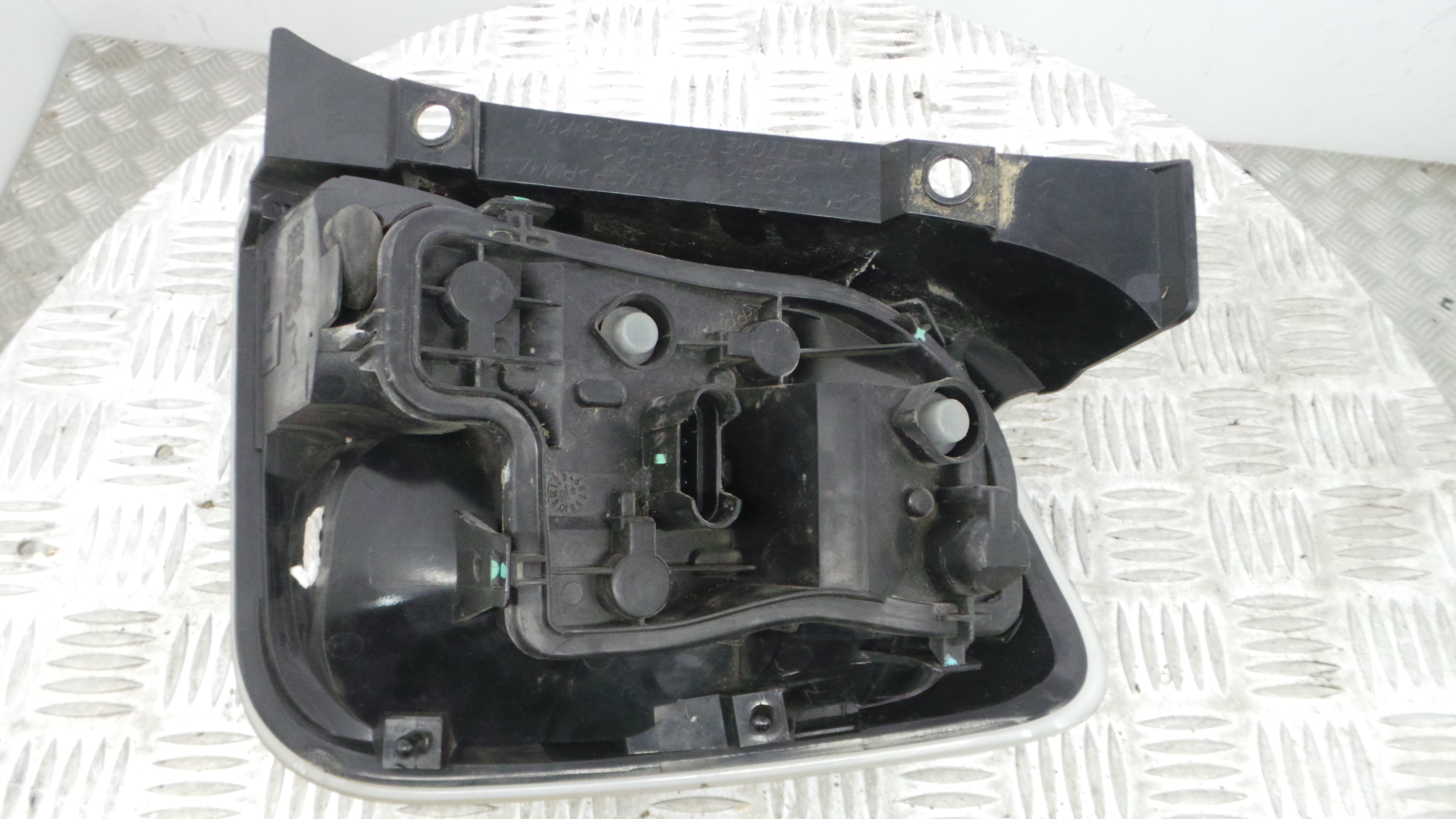 Farolim Stop Esq 0000051885548 - FIAT 500 (312_)-33202996