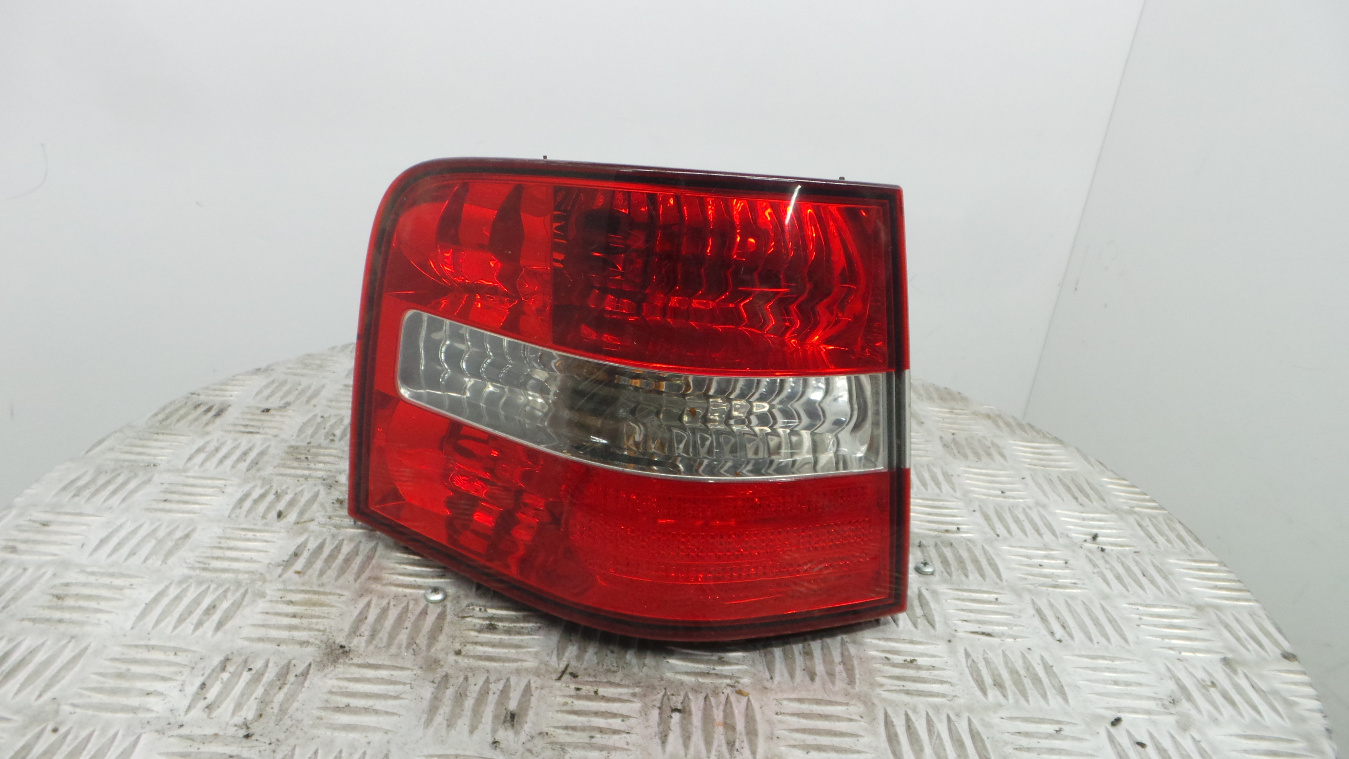 Farolim Stop Esq 46758989 - FIAT STILO Multi Wagon (192_)-33203000