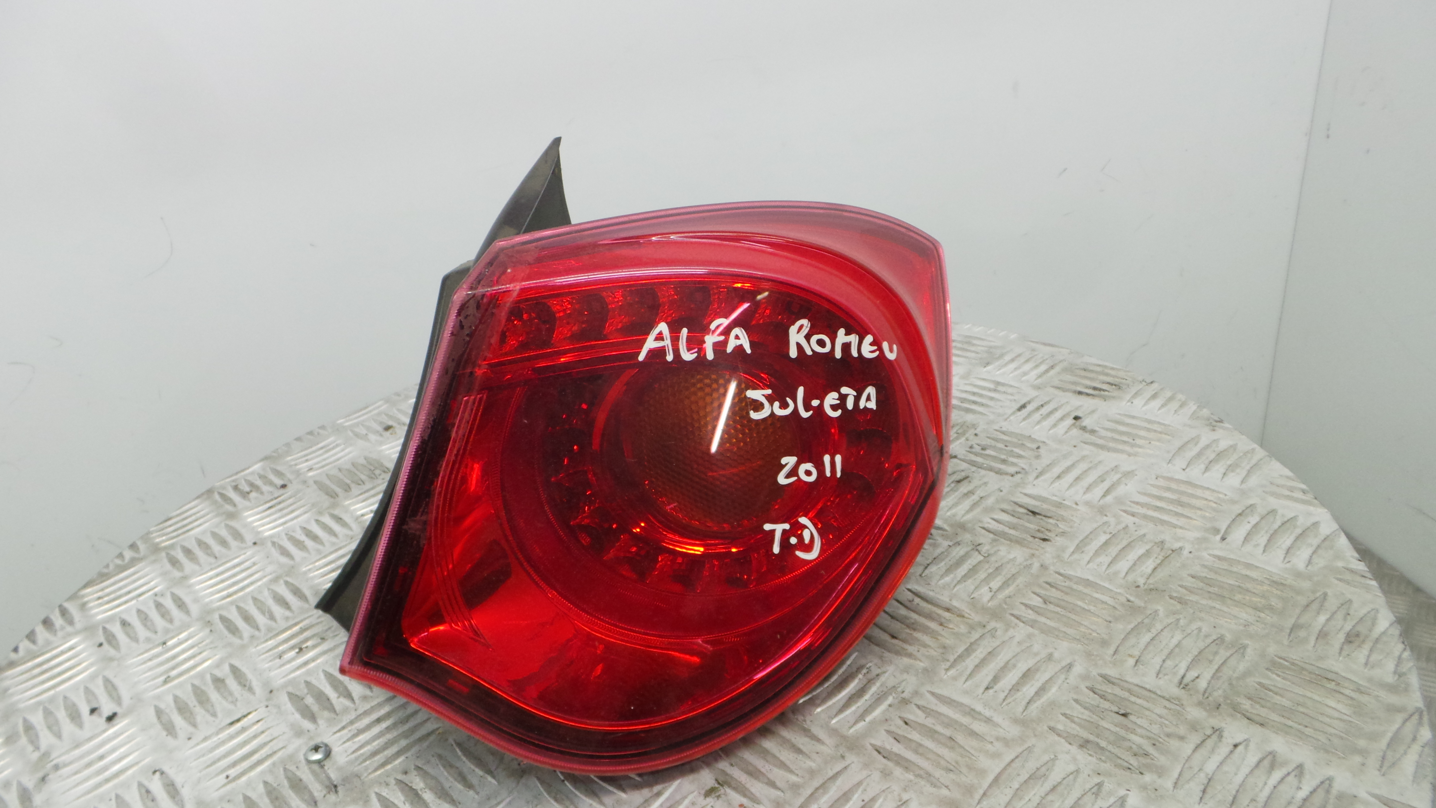 Farolim Stop Dto 005013612 - ALFA ROMEO GIULIETTA (940_)-33203004