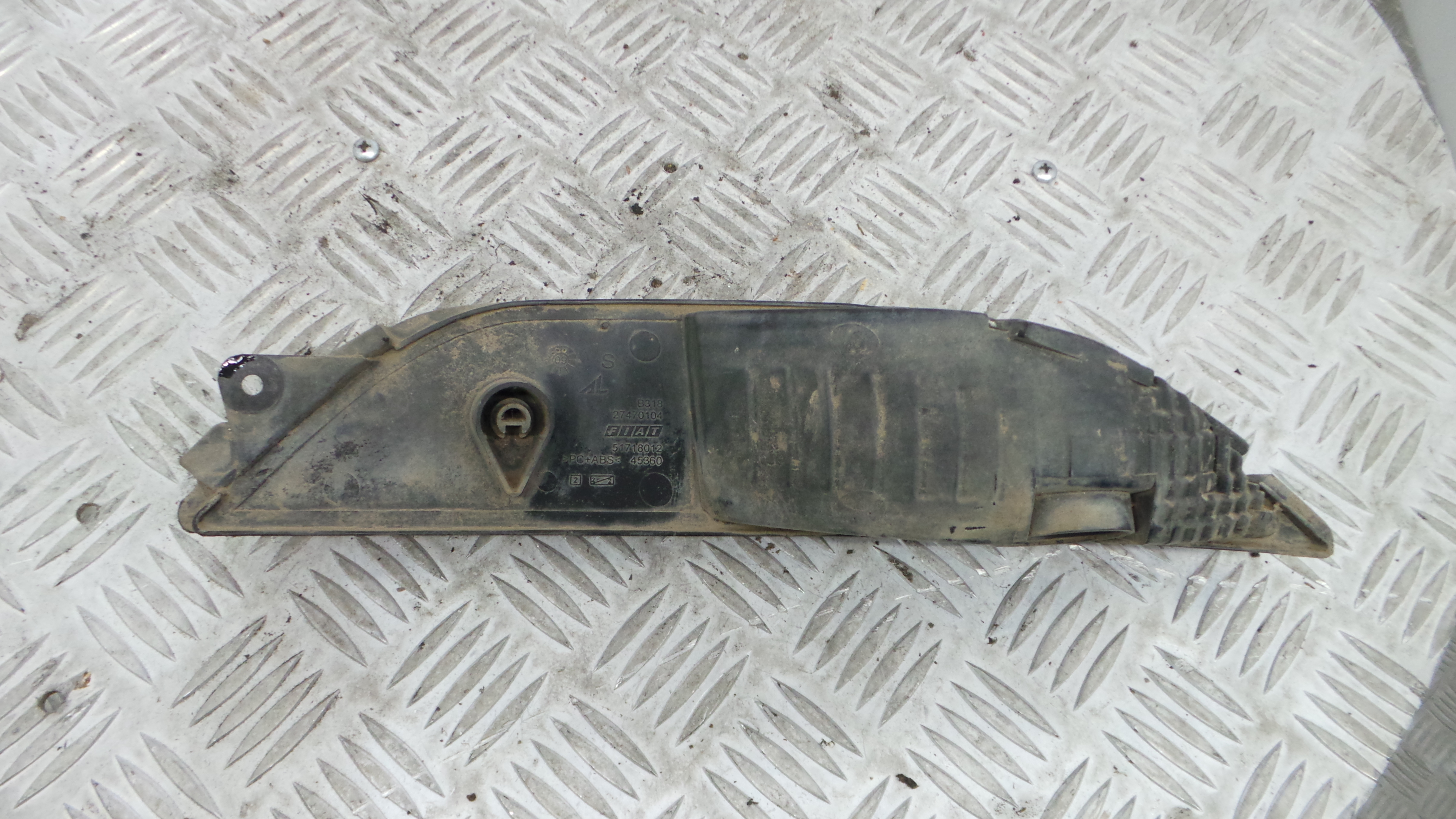 Farolim Nevoeiro Tras Esq 51718012 - ALFA ROMEO MITO (955_)-33203017