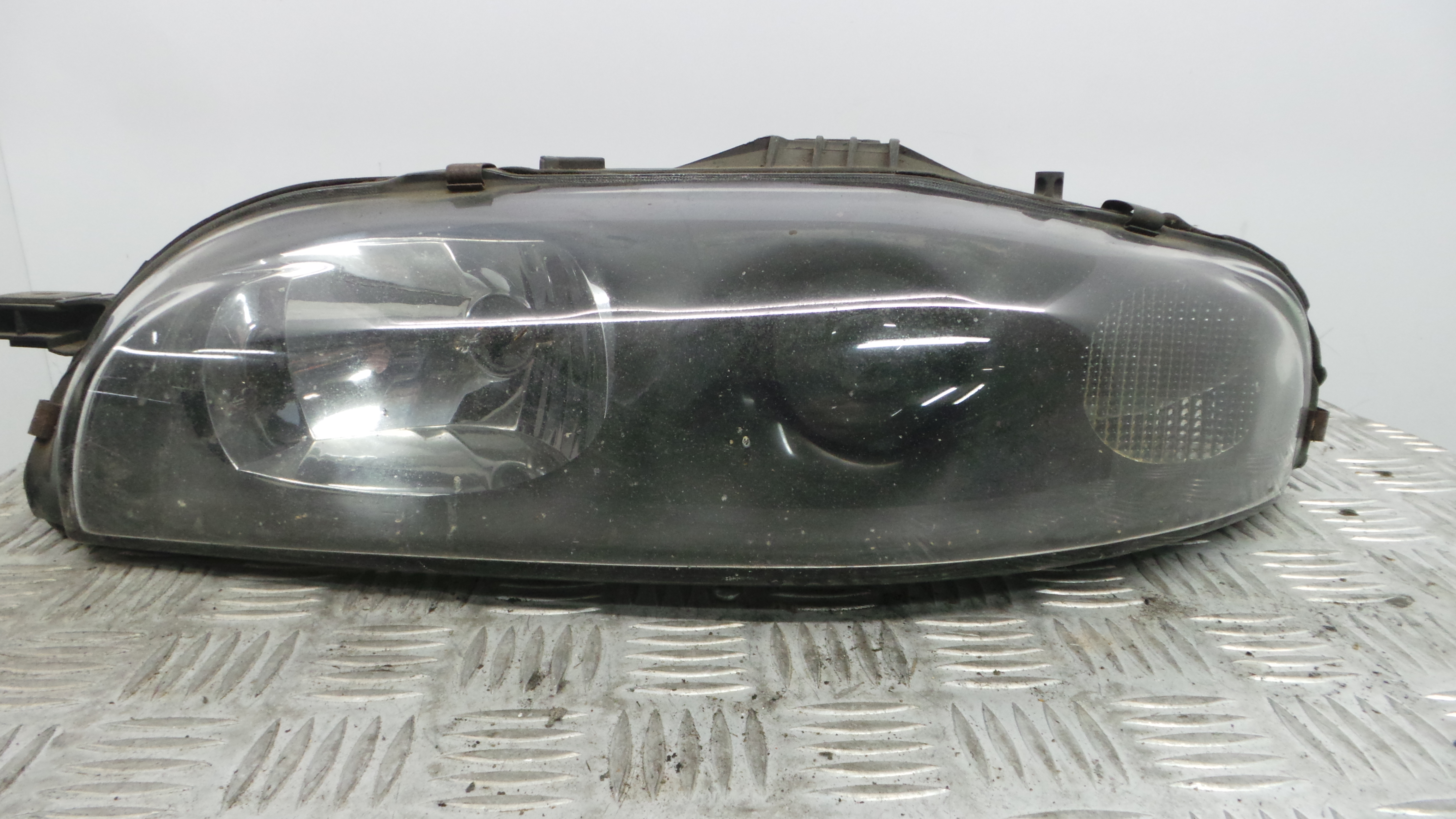 Ótica Dto 88201557 - FIAT BRAVO I (182_)-33203092