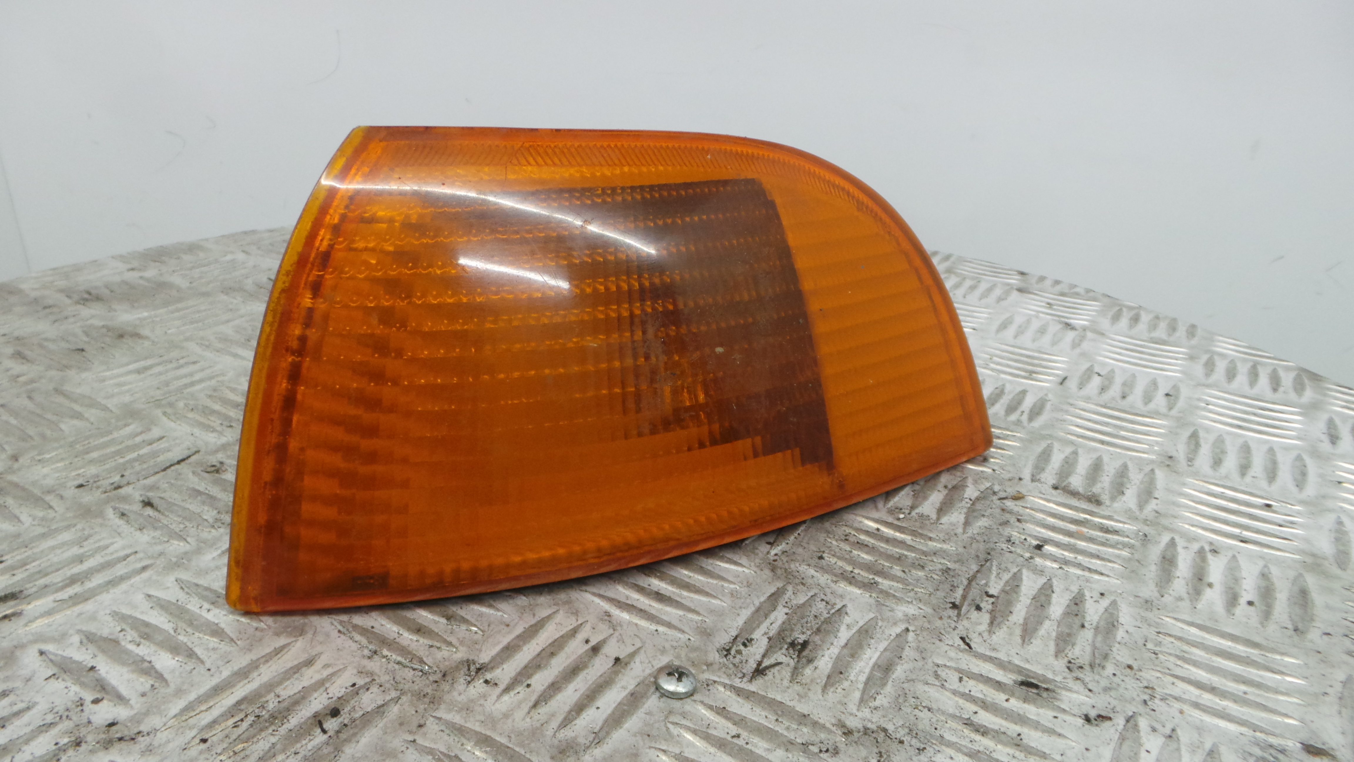 Farolim de Pisca Frente Esq 46402656 - FIAT PUNTO (176_)-33203468