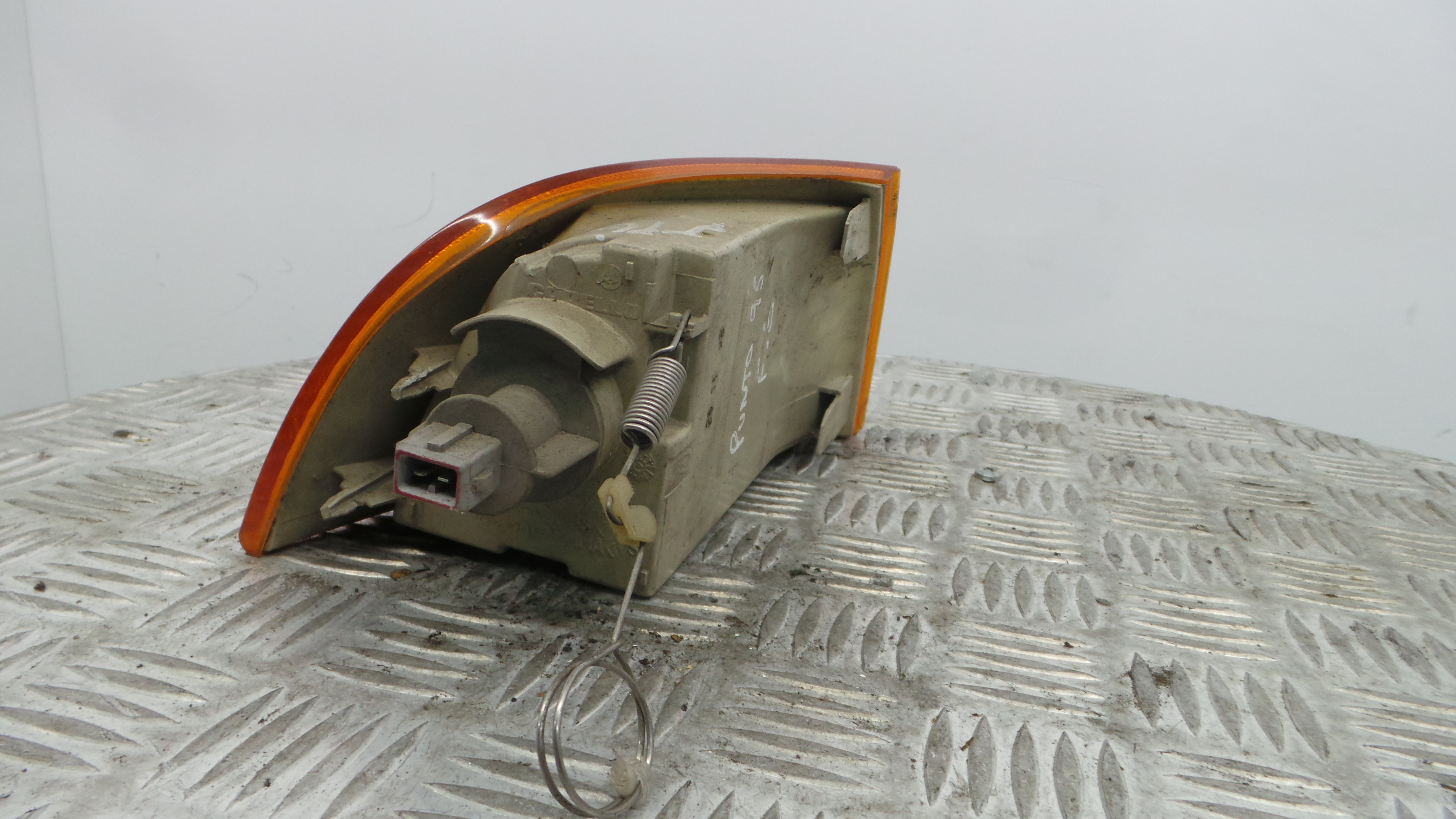 Farolim de Pisca Frente Esq 46402656 - FIAT PUNTO (176_)-33203485