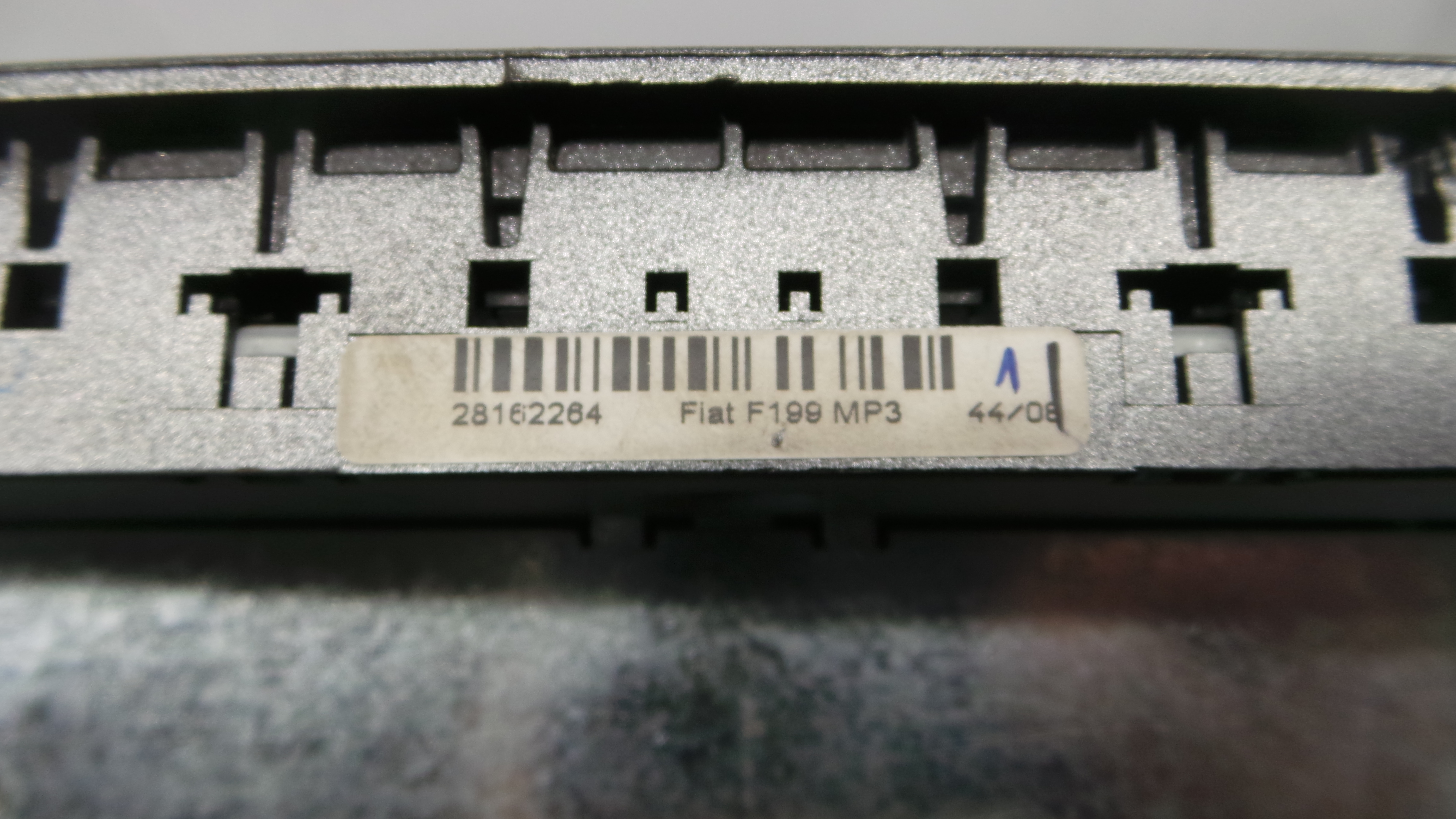 Auto-rádios 7354918870 - FIAT GRANDE PUNTO (199_)-33203515