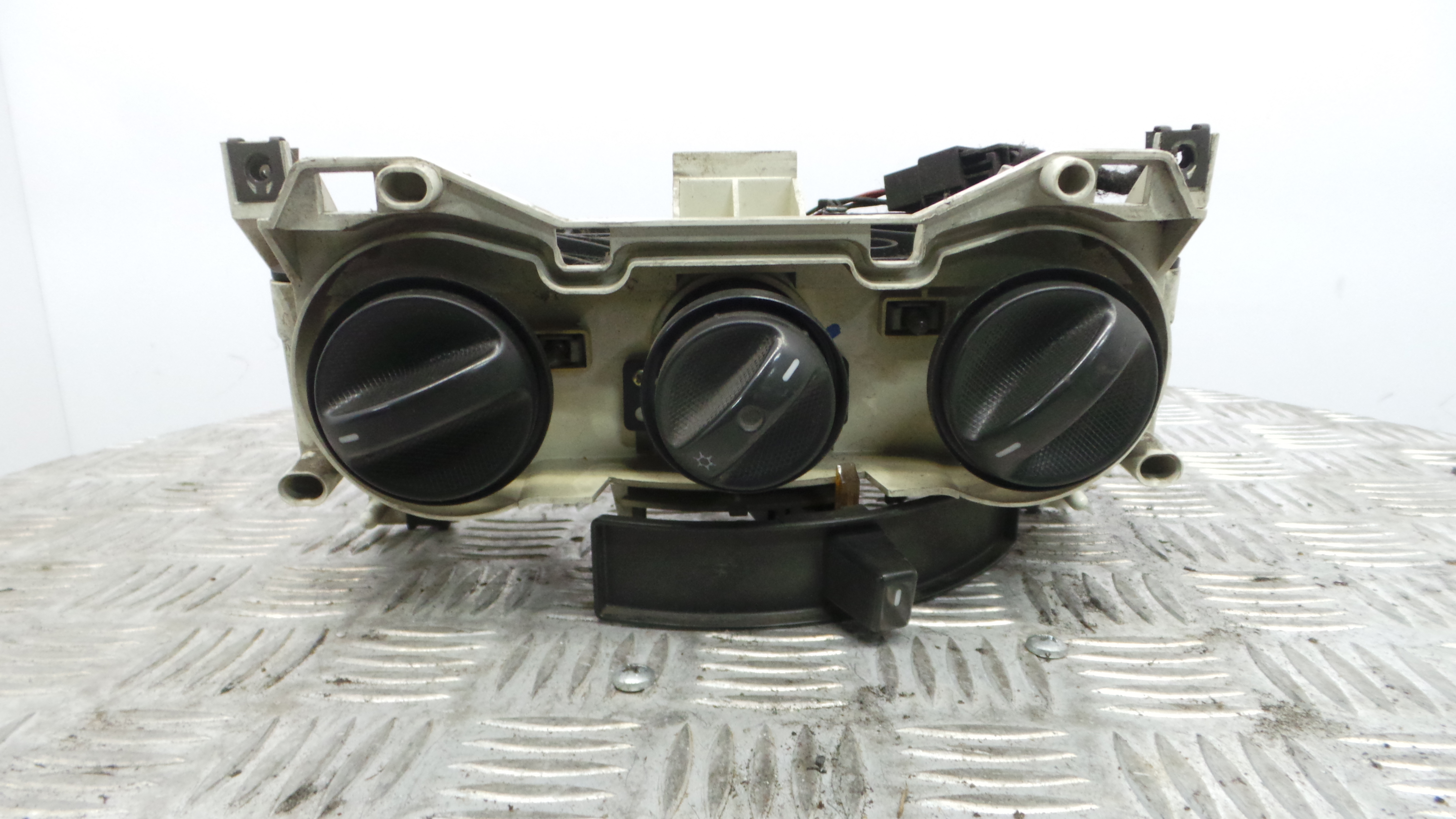 Comando da Sofagem / Climatronic 141710100 - FIAT PUNTO (188_)-33203535