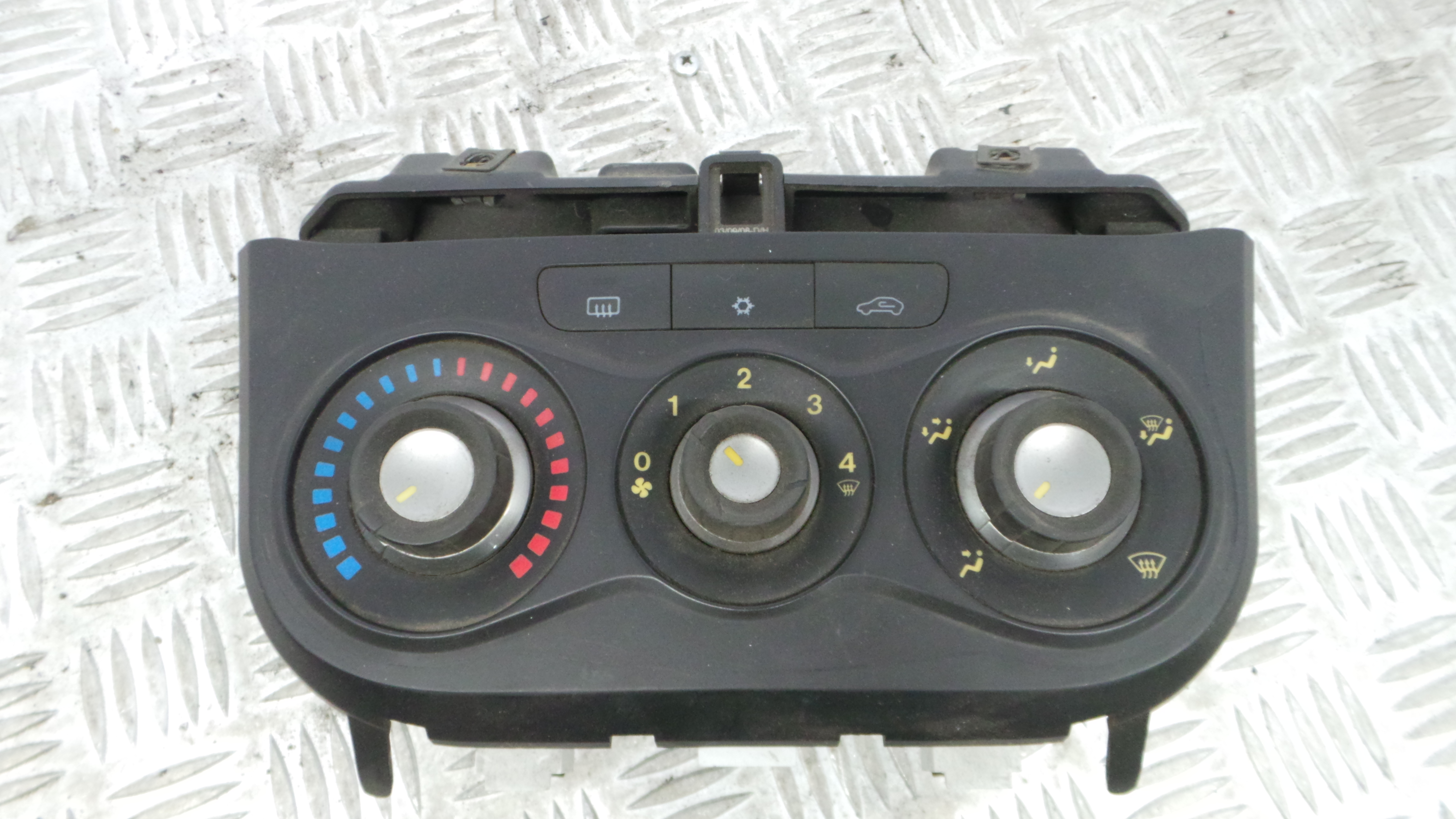 Comando da Sofagem / Climatronic 5L0600070 - ALFA ROMEO MITO (955_)-33203572