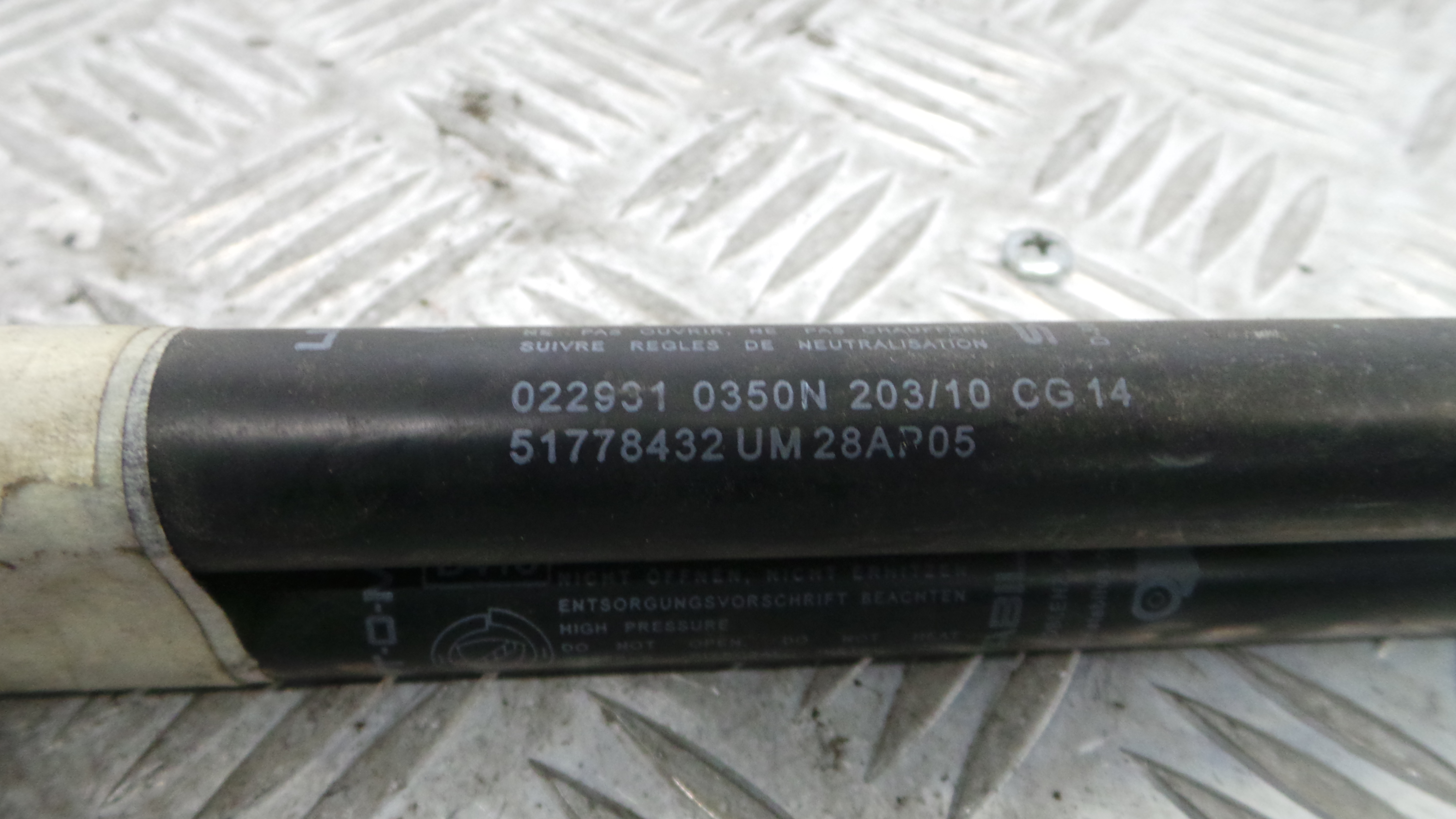 Amortecedor da Mala 51778432 - FIAT PUNTO (188_)-33203684