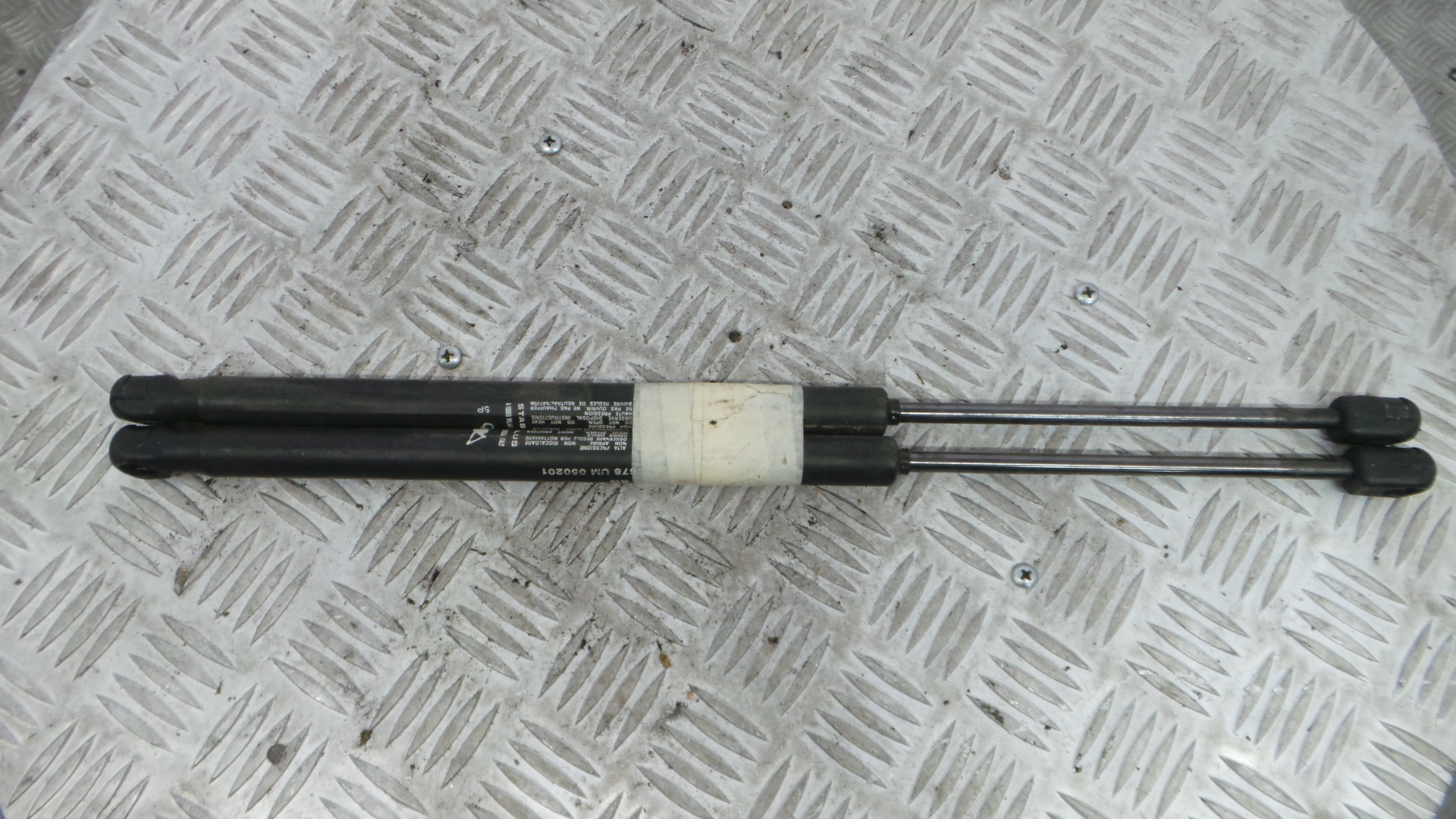 Amortecedor da Mala 46524678 - FIAT PUNTO (188_)-33203710