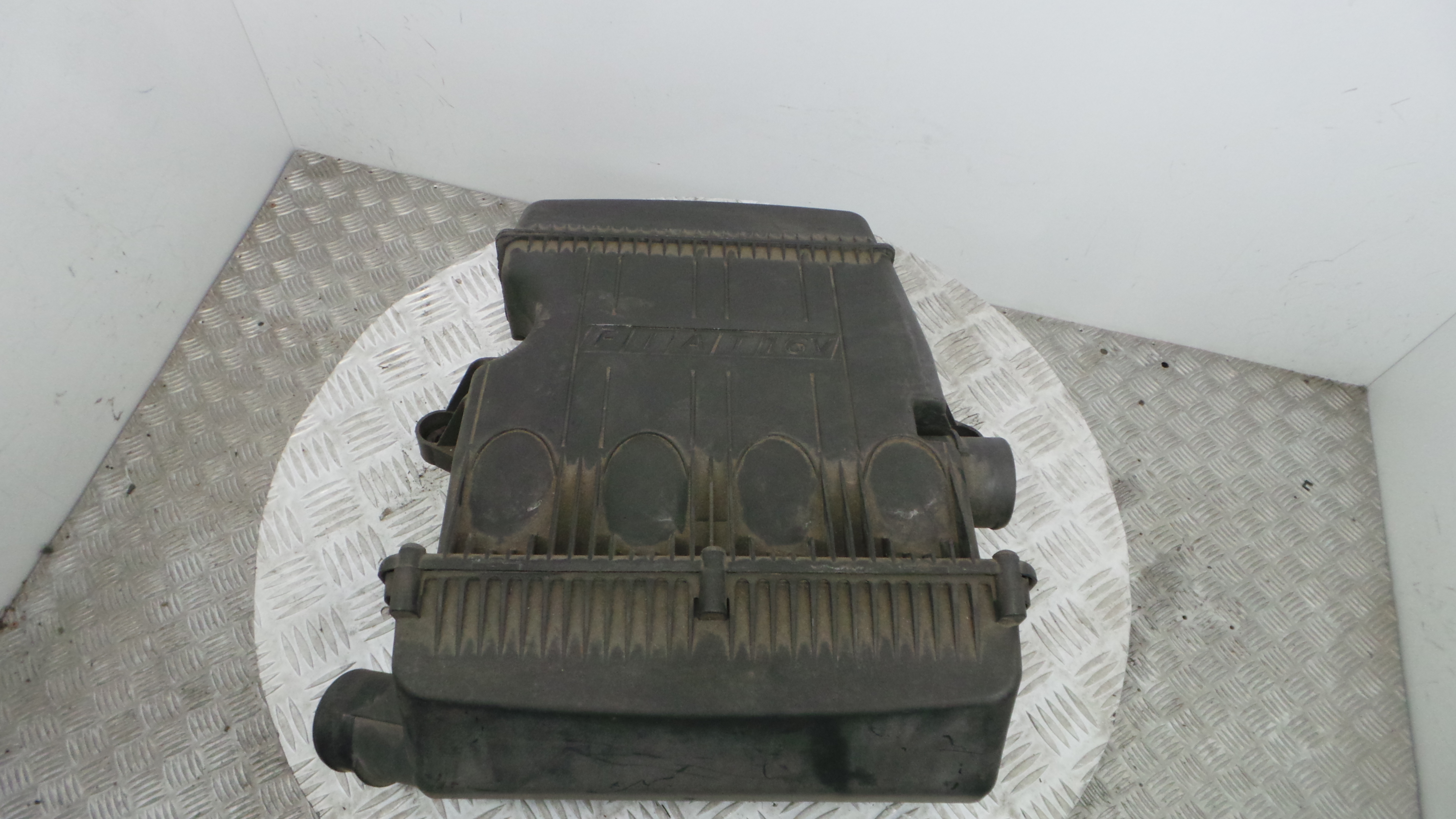 Caixa Filtro de Ar  735275091 - FIAT PUNTO (188_)-33250643