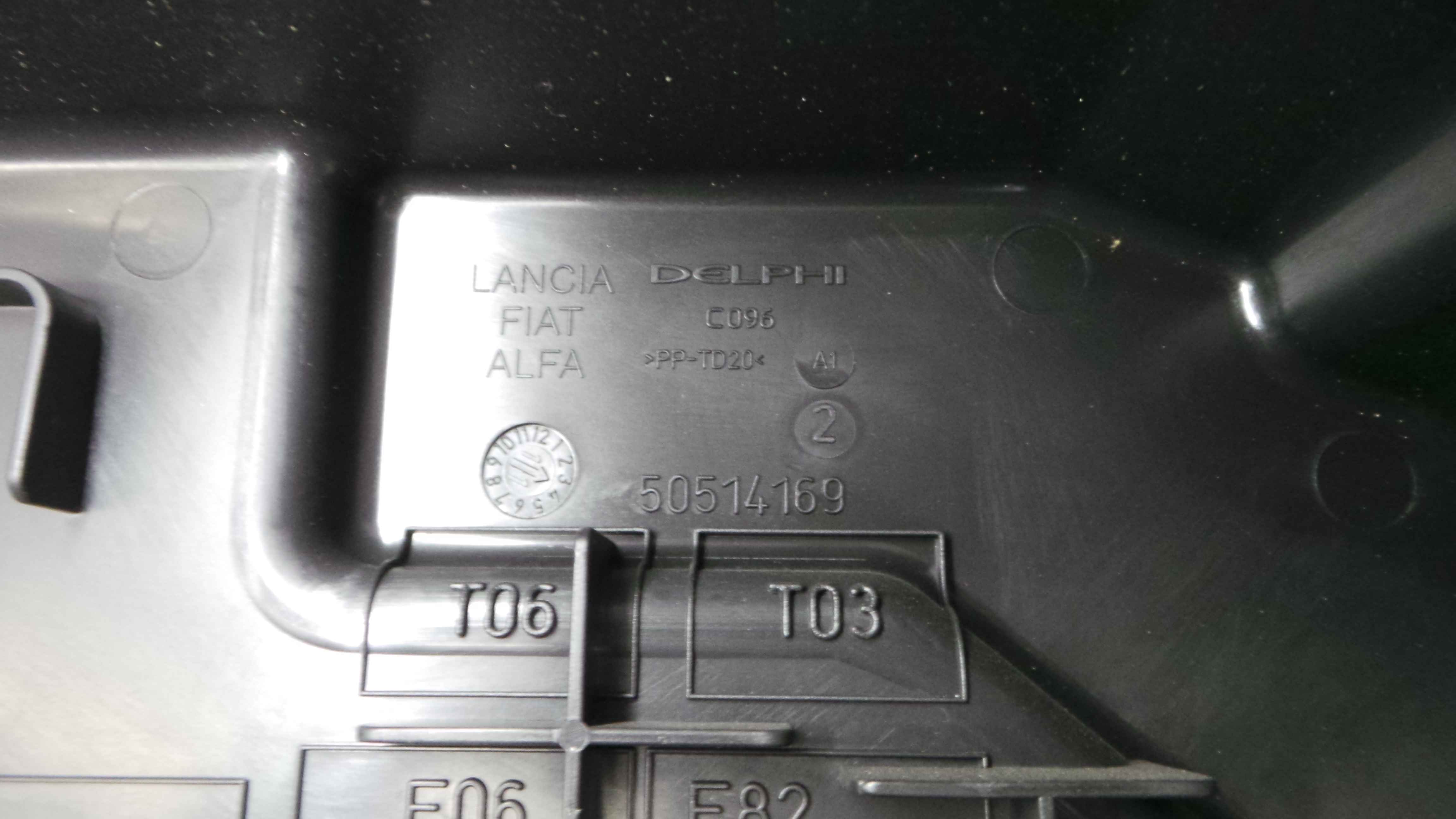 Caixa de Fusiveis 50514168 - ALFA ROMEO GIULIETTA (940_)-33250679