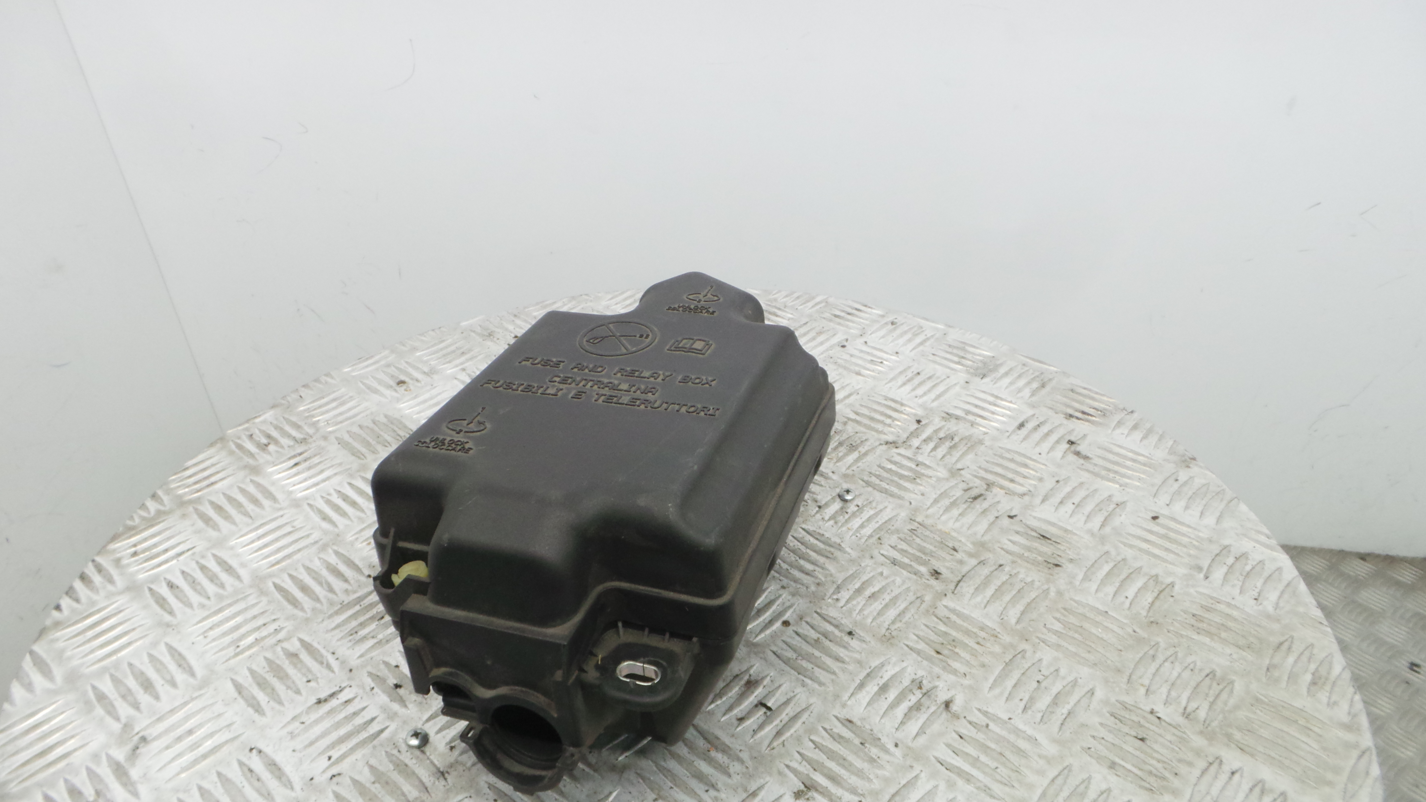 Caixa de Fusiveis 51890354 - FIAT EGEA Hatchback (356_, 357_), TIPO Hatchback (356_, 357_)-33250688