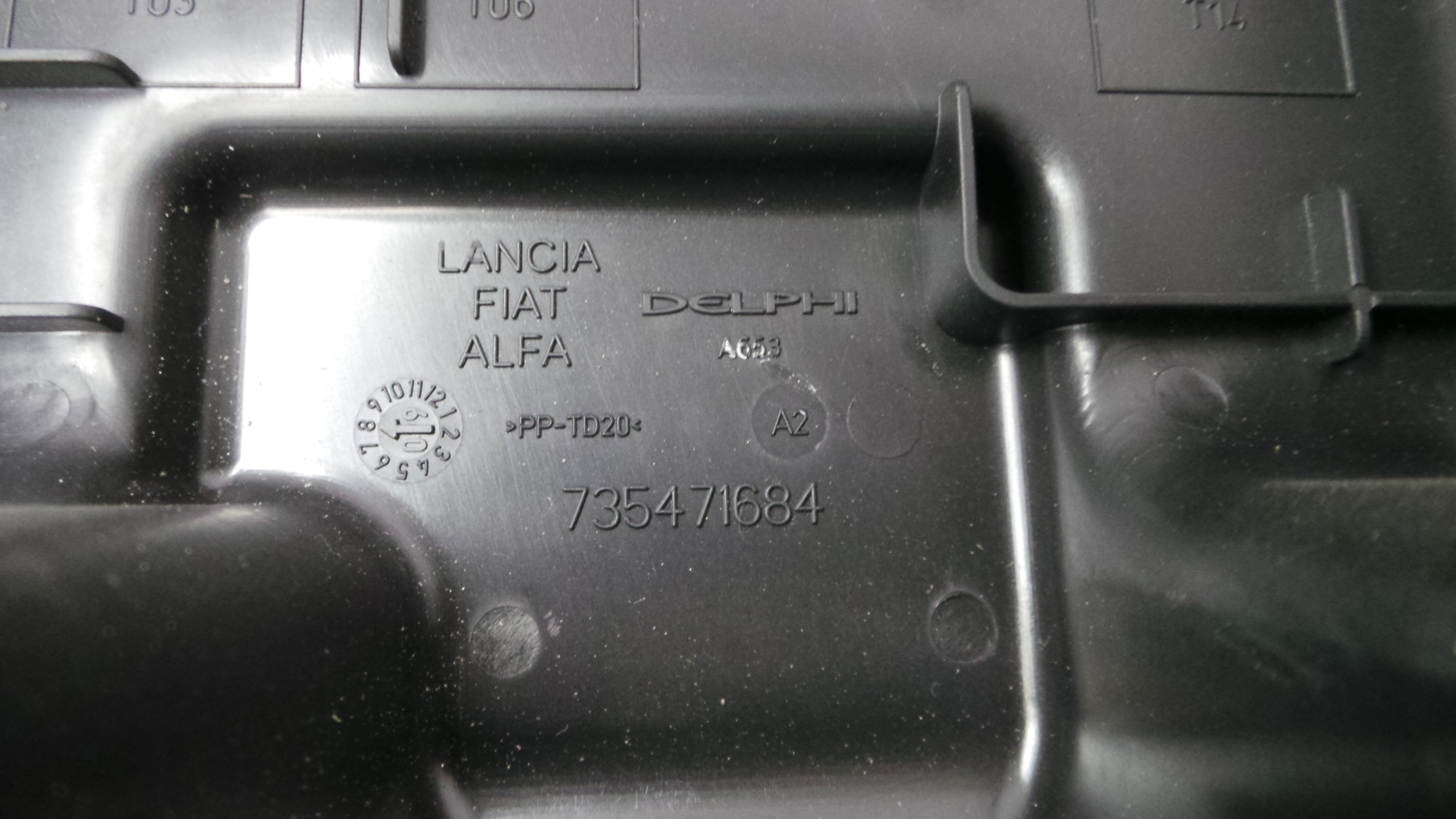 Caixa de Fusiveis 735471685 - FIAT PUNTO (188_)-33250697