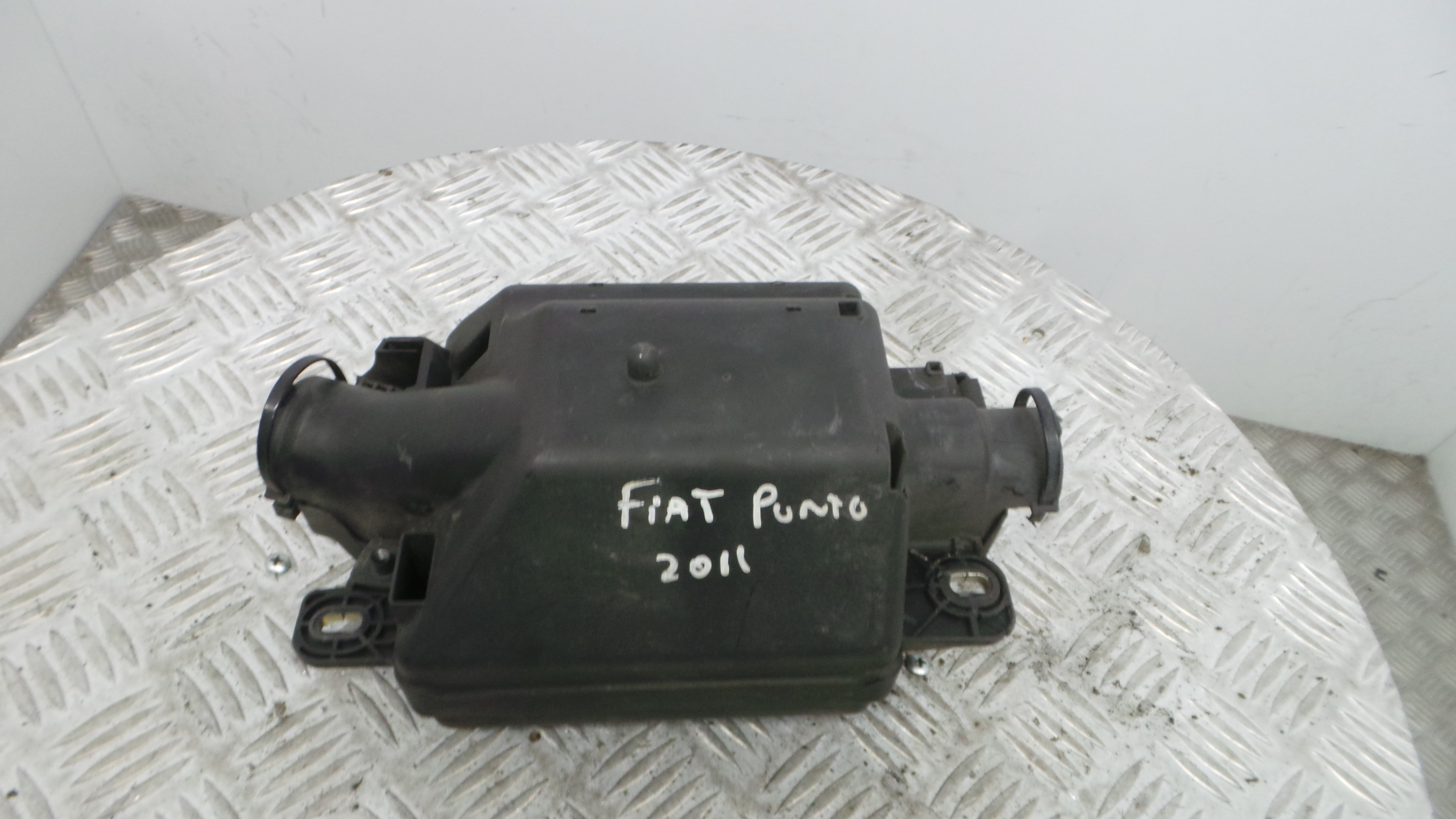 Caixa de Fusiveis 735471685 - FIAT PUNTO (188_)-33250704