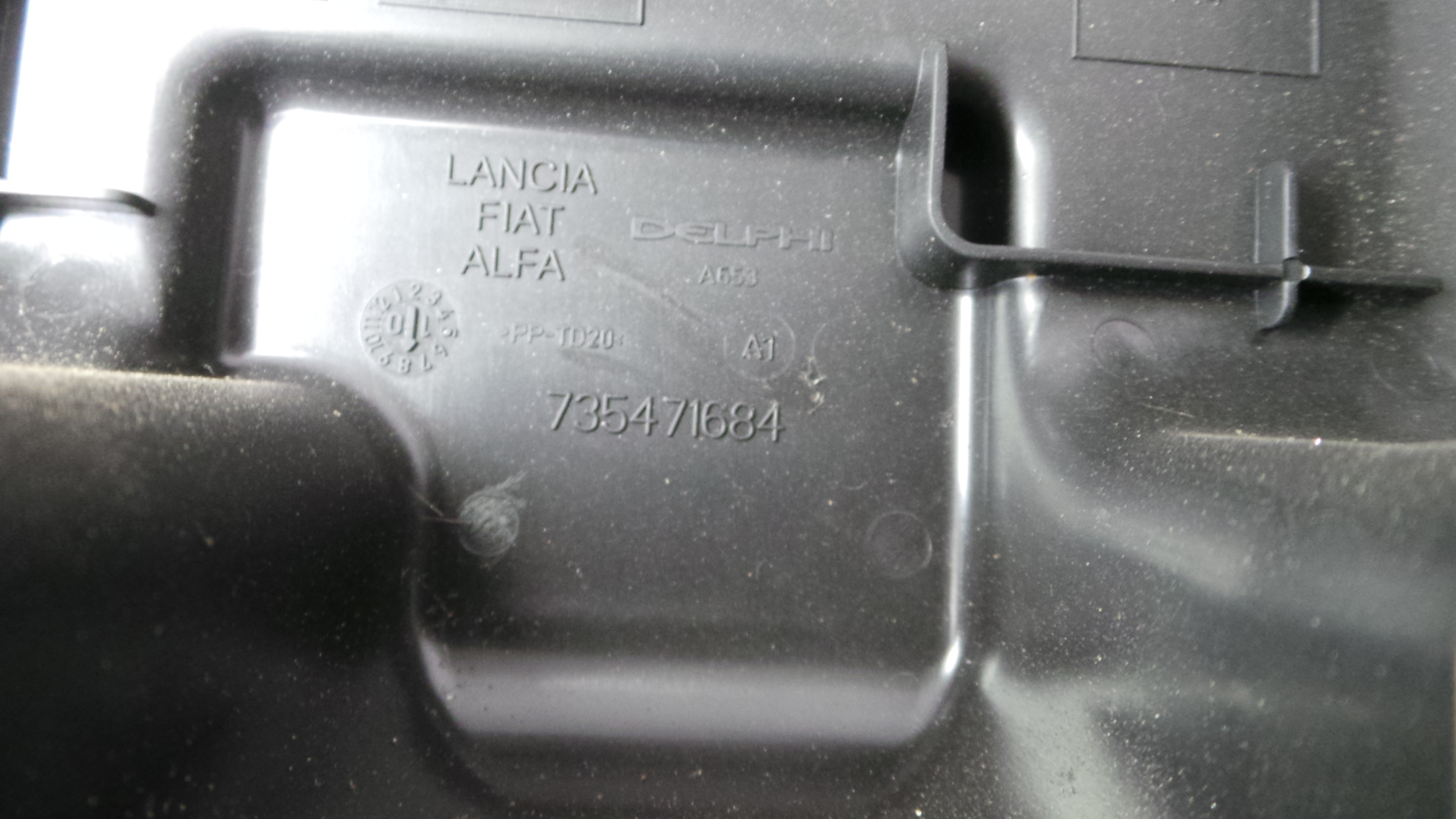 Caixa de Fusiveis 735471685 - FIAT PUNTO (188_)-33250704