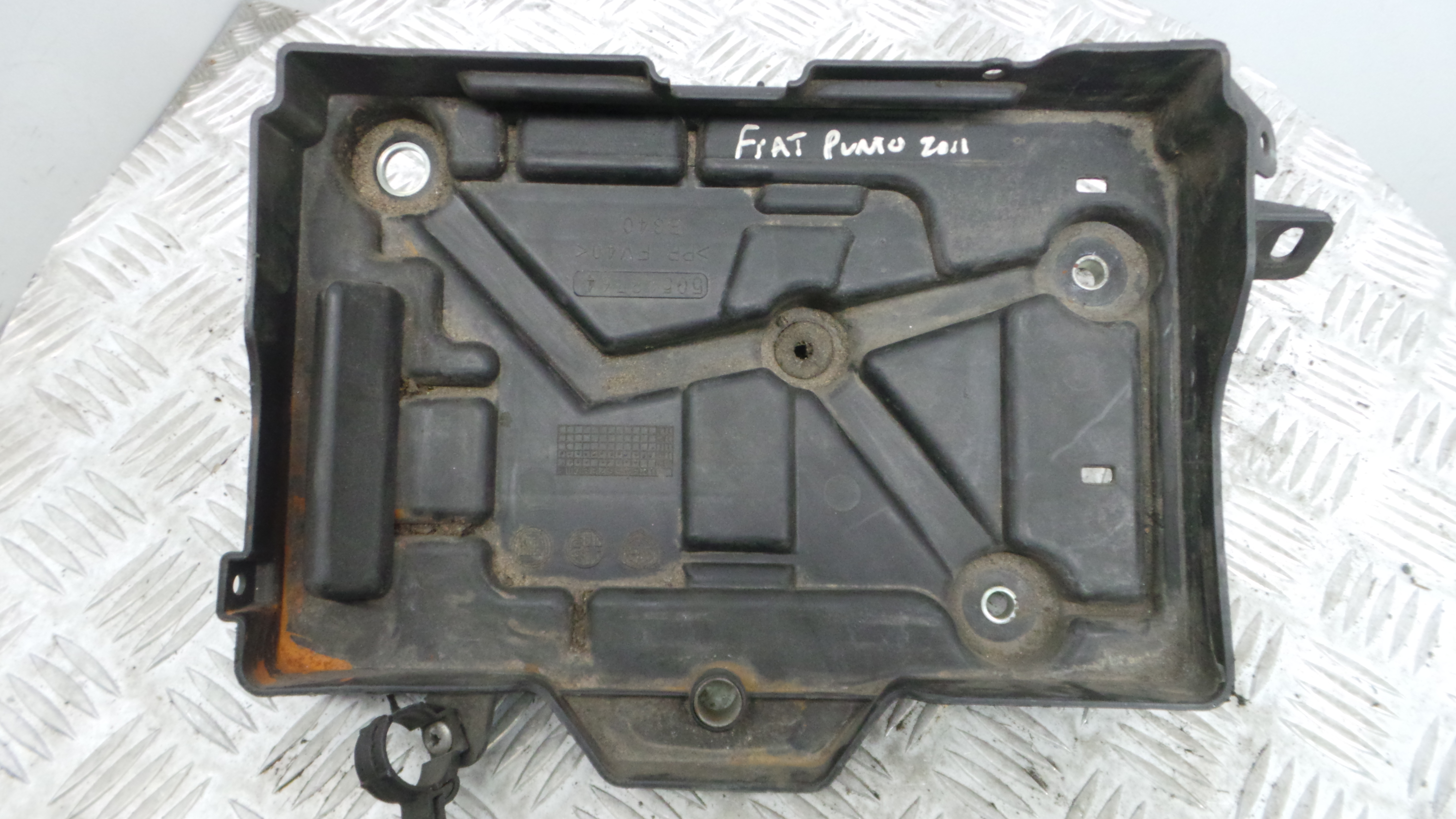 Base da Bateria 50518764 - FIAT PUNTO Caixa/parte traseira inclinada (199_)-33250714