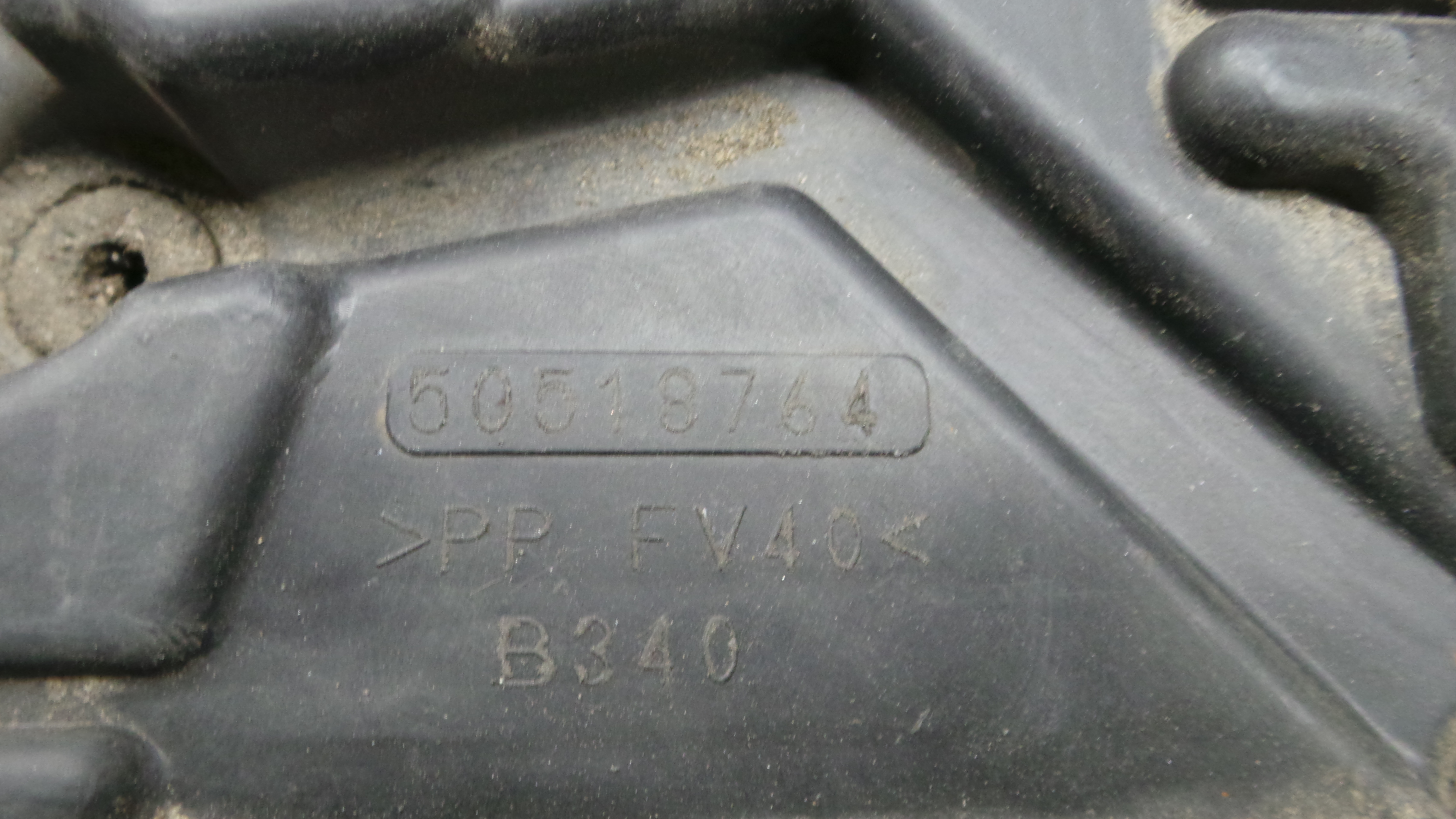 Base da Bateria 50518764 - FIAT PUNTO Caixa/parte traseira inclinada (199_)-33250714