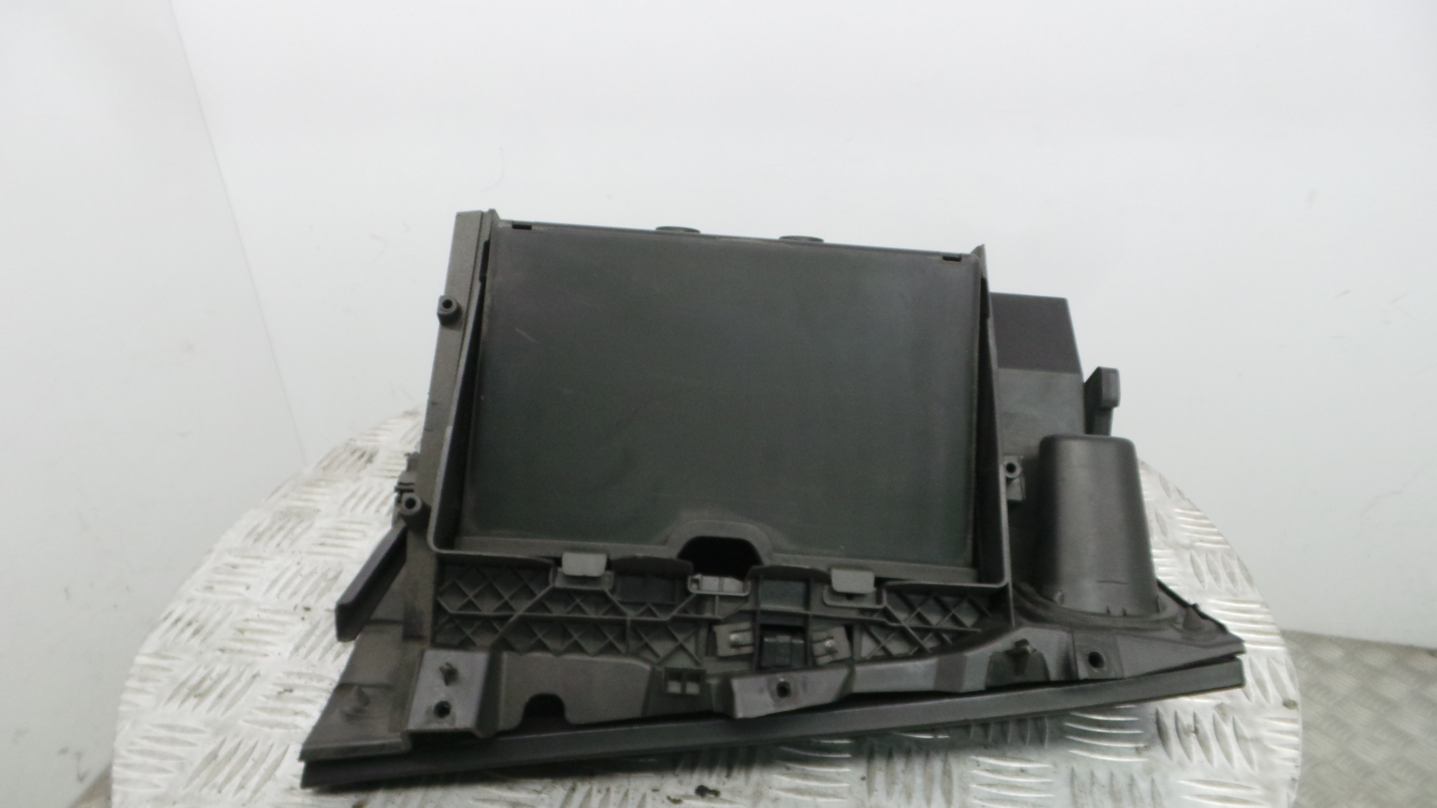 Porta Luvas  735485660 - FIAT PUNTO Caixa/parte traseira inclinada (199_)-33250743