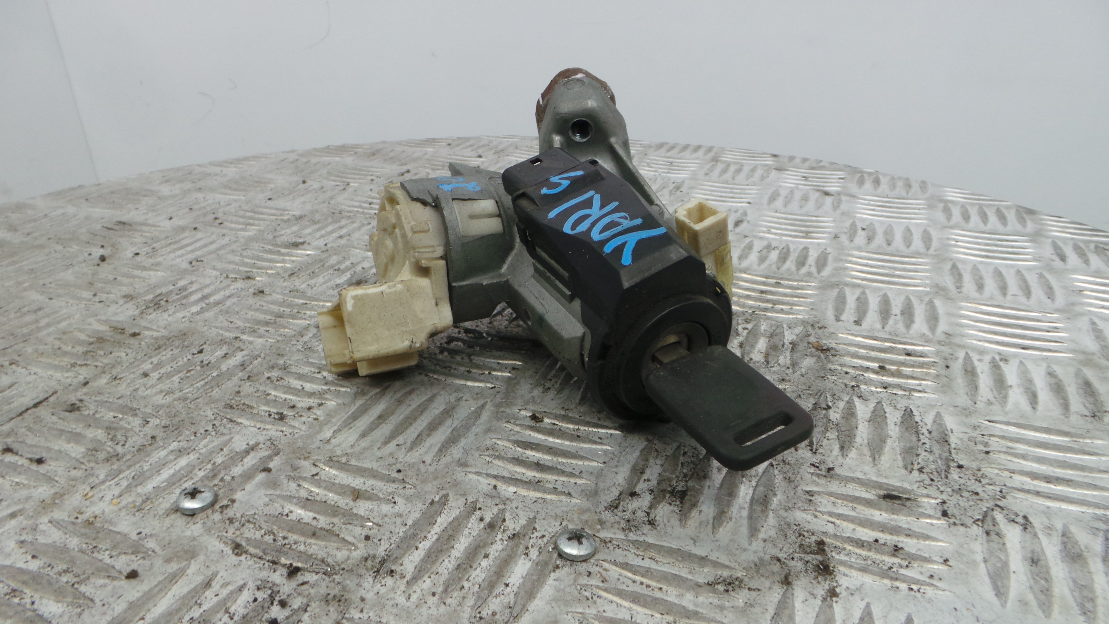 Canhão de ignição N0502241256 - TOYOTA YARIS (_P9_), YARIS/VITZ (_P9_)-33250772