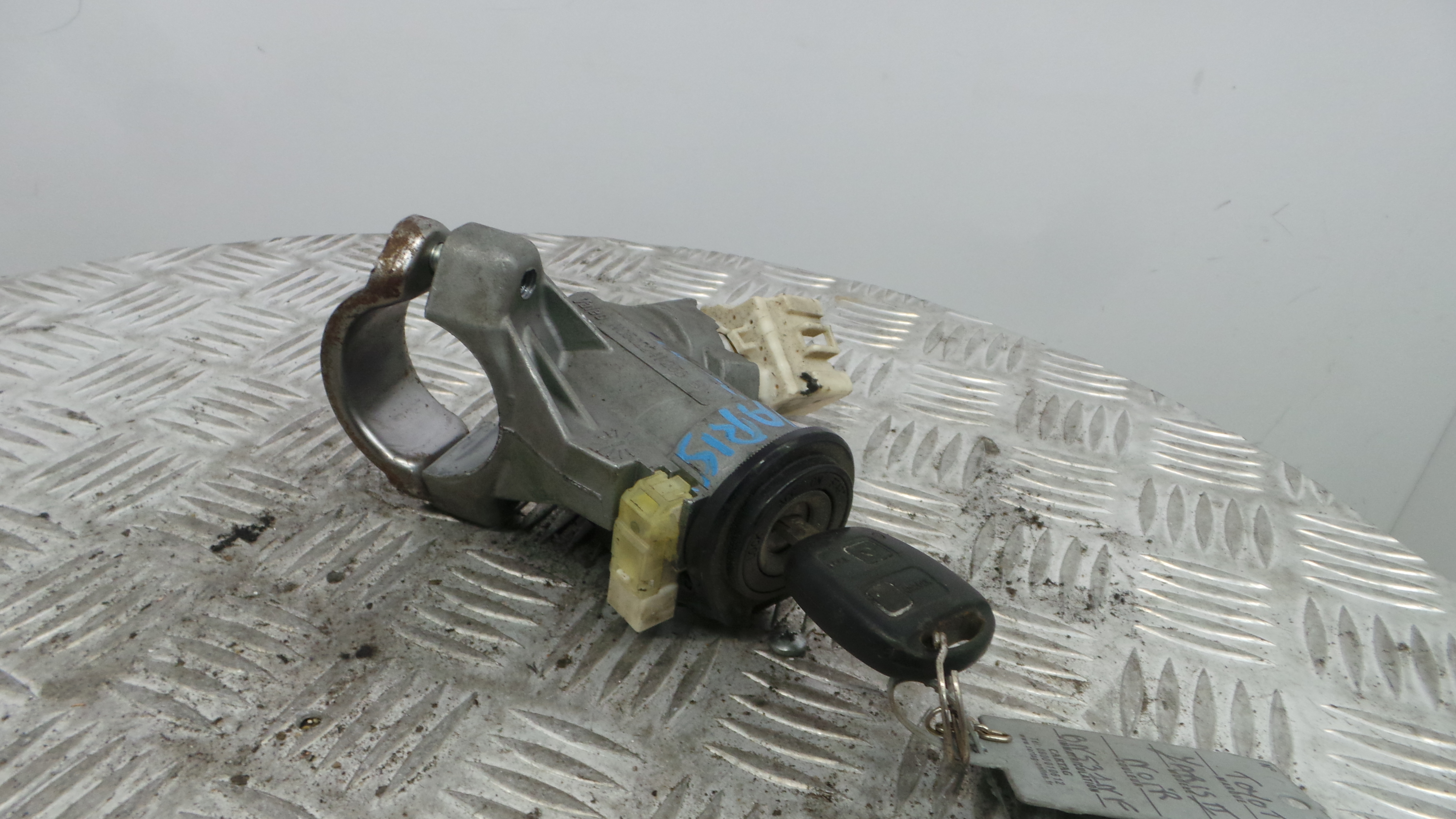 Canhão de ignição N0502241256 - TOYOTA YARIS (_P13_), YARIS/VITZ (_P13_)-33250789