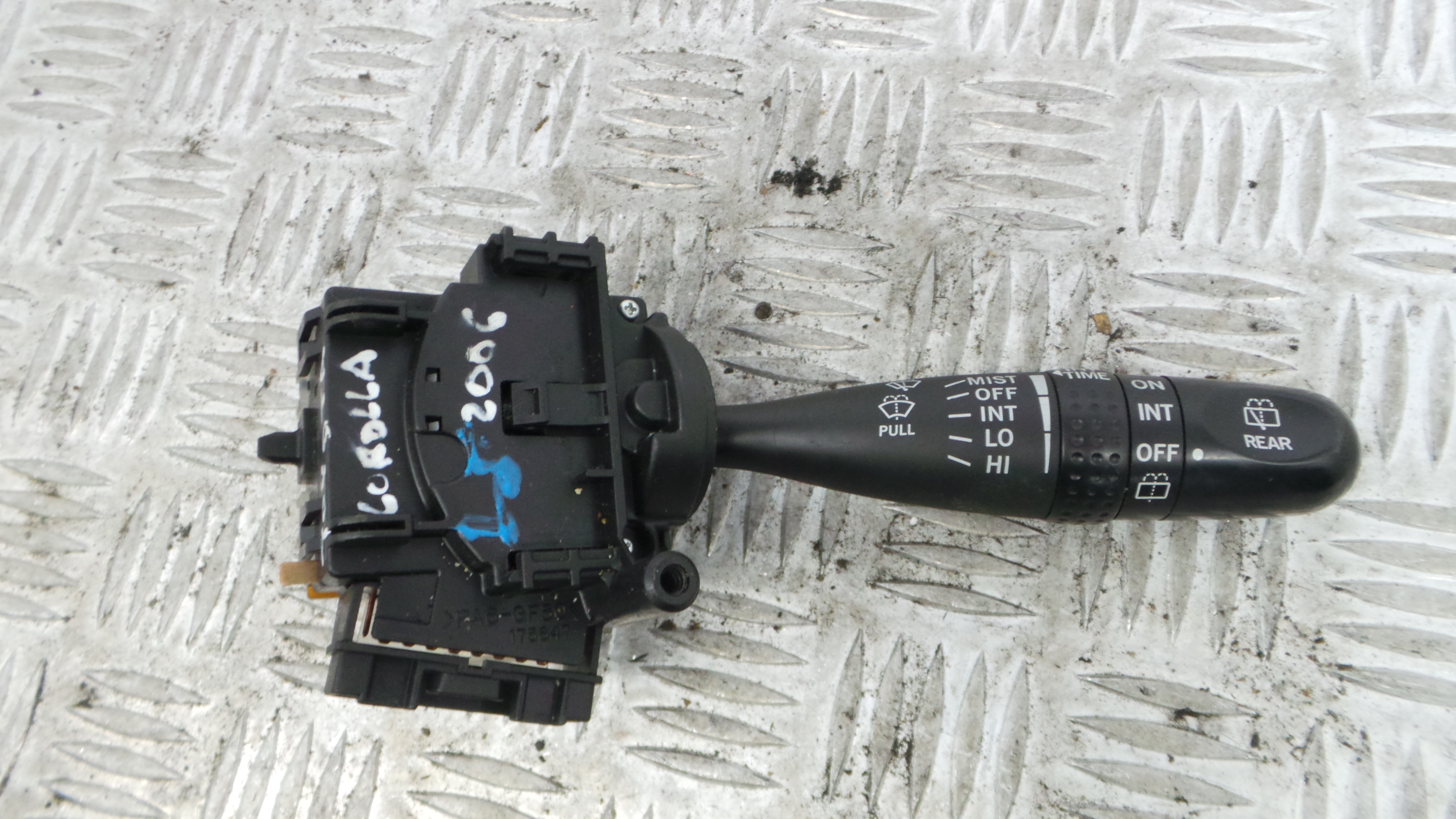 Comando de Limpa Para Brisas 173647 - TOYOTA COROLLA (_E12_), COROLLA / ALLEX (_E12_)-33250836 Comando de Limpa Para Brisas 173647 - TOYOTA COROLLA (_E12_), COROLLA / ALLEX (_E12_)-33250836