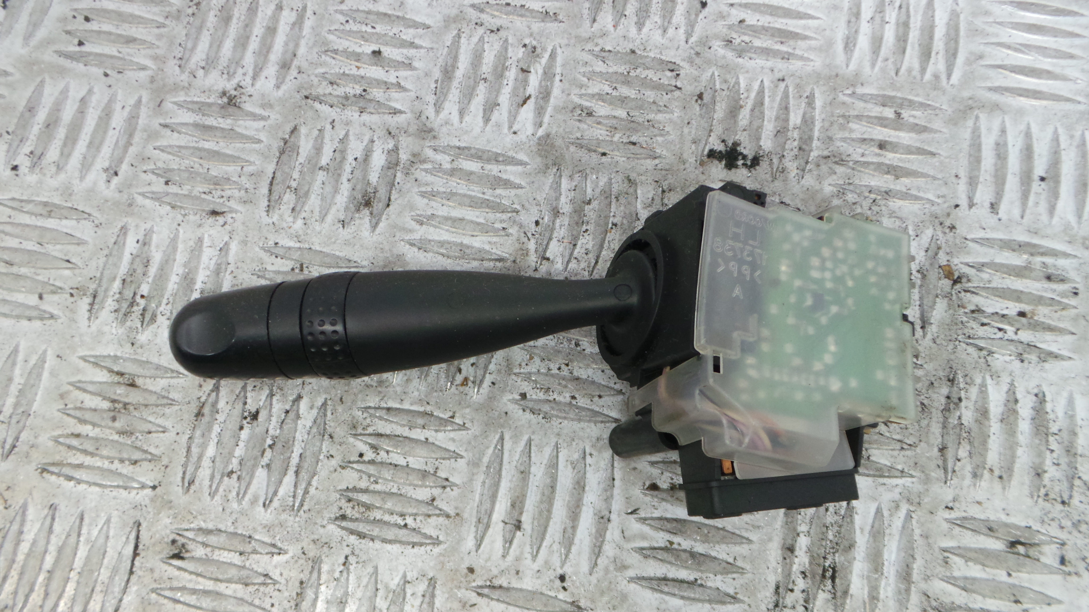 Comando de Limpa Para Brisas 173647 - TOYOTA COROLLA (_E12_), COROLLA / ALLEX (_E12_)-33250836